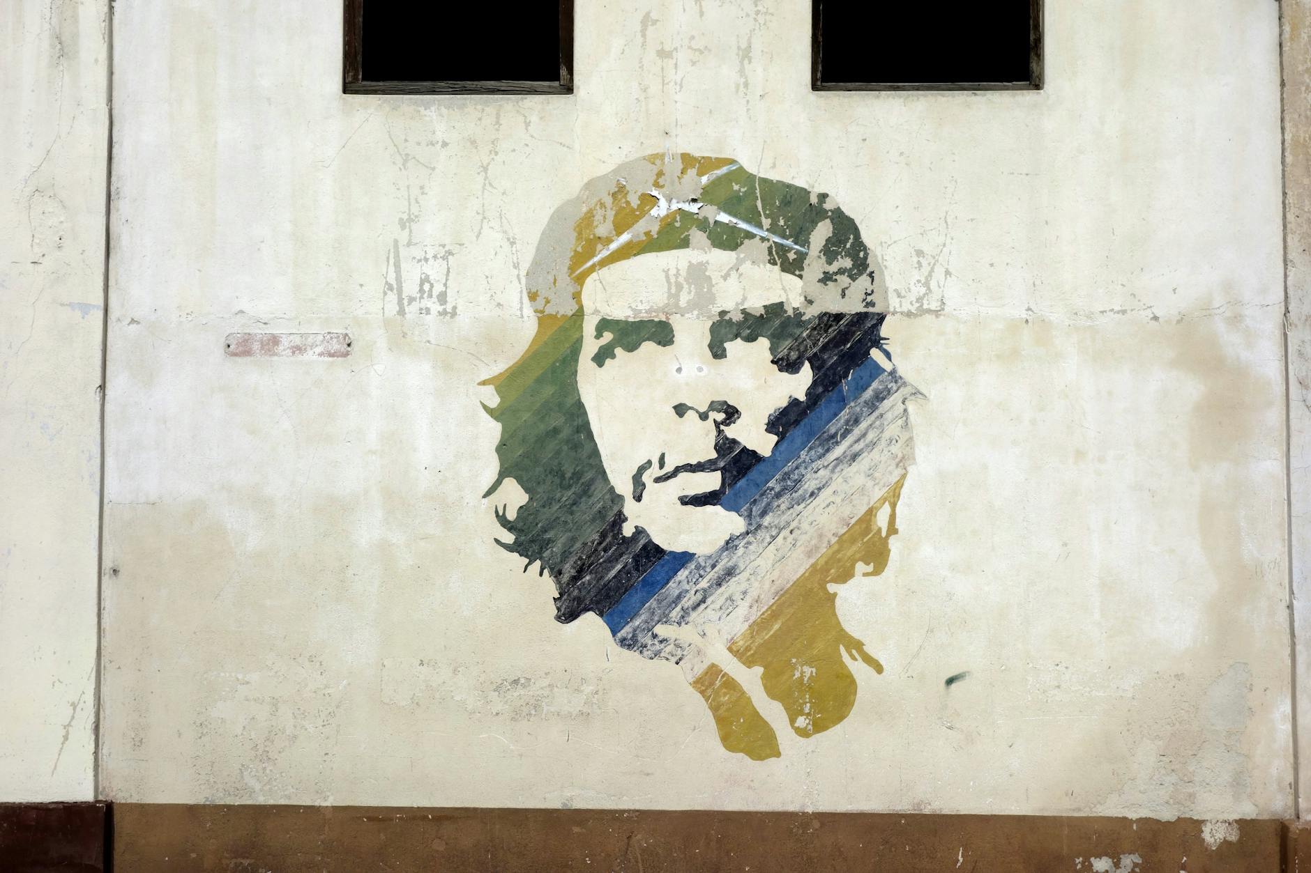 11 Iconic Posters That Shaped Our World: From Che to Obama - Hot