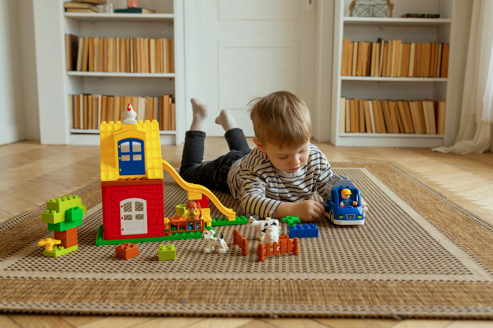 7 Affordable LEGO Alternatives for Nerds on Amazon - Tech