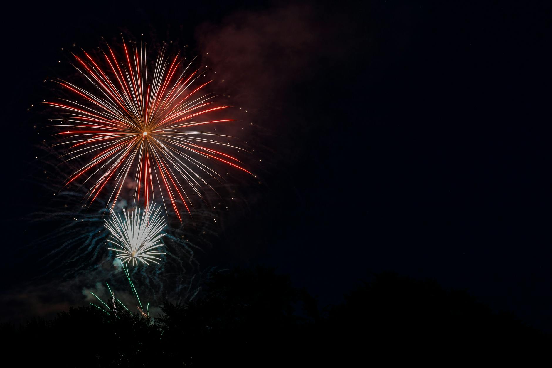 Abu Dhabi's New Year Fireworks Set Record for Duration