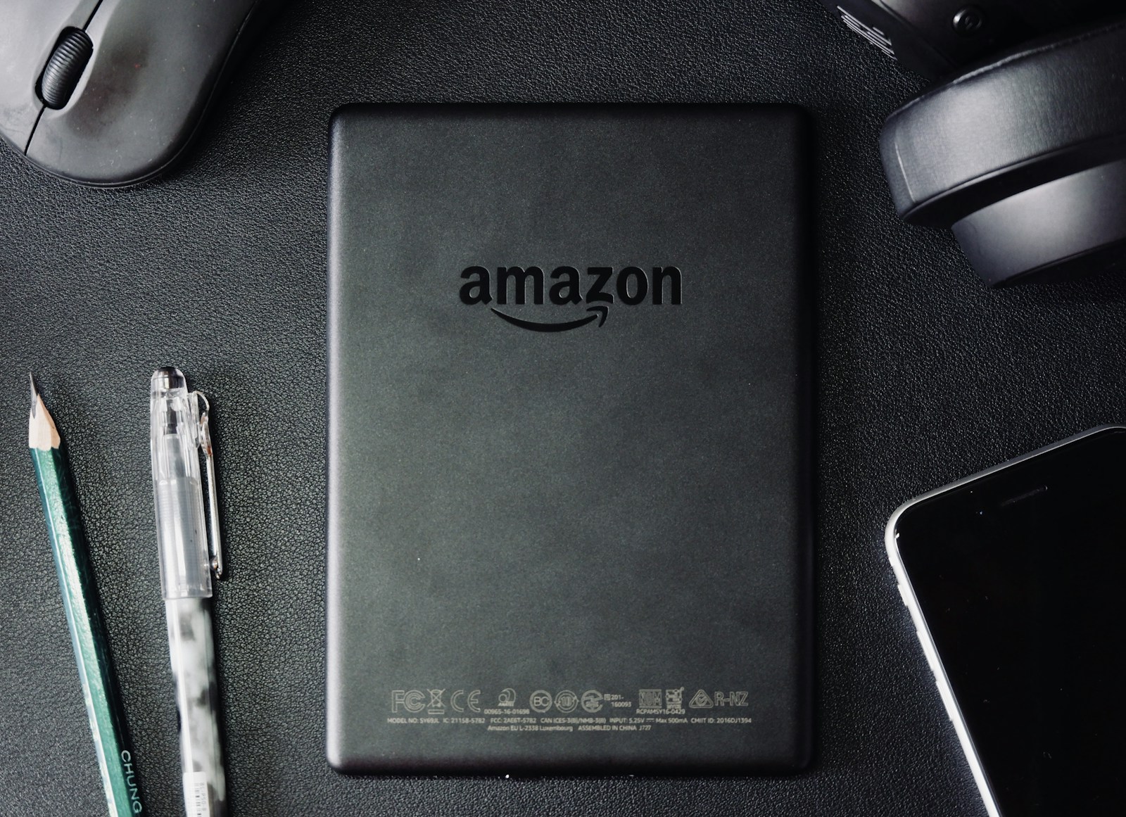 Unmissable Deal: Alan Wake II Deluxe Edition on Amazon - Game