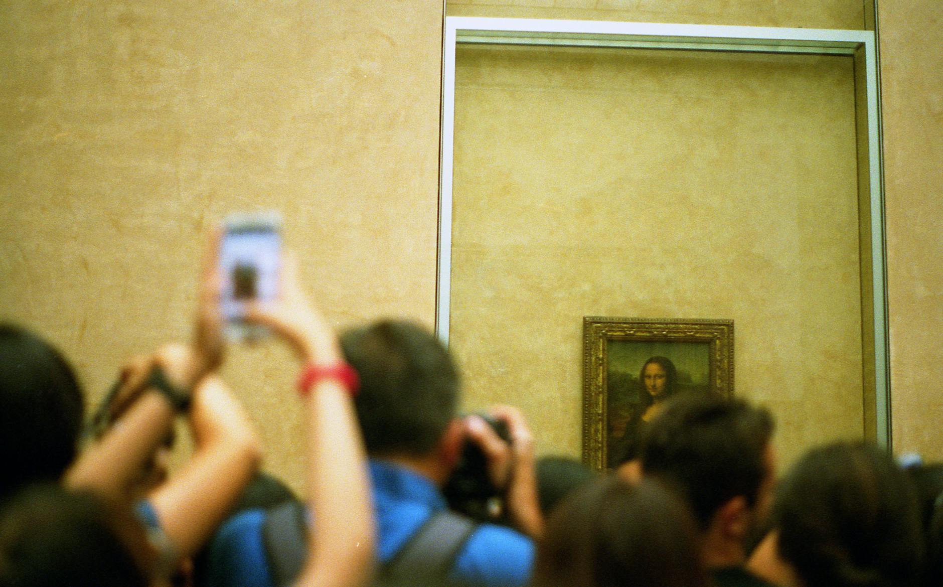 Another Museum Heist Strikes France Just Hours After Louvre Robbery