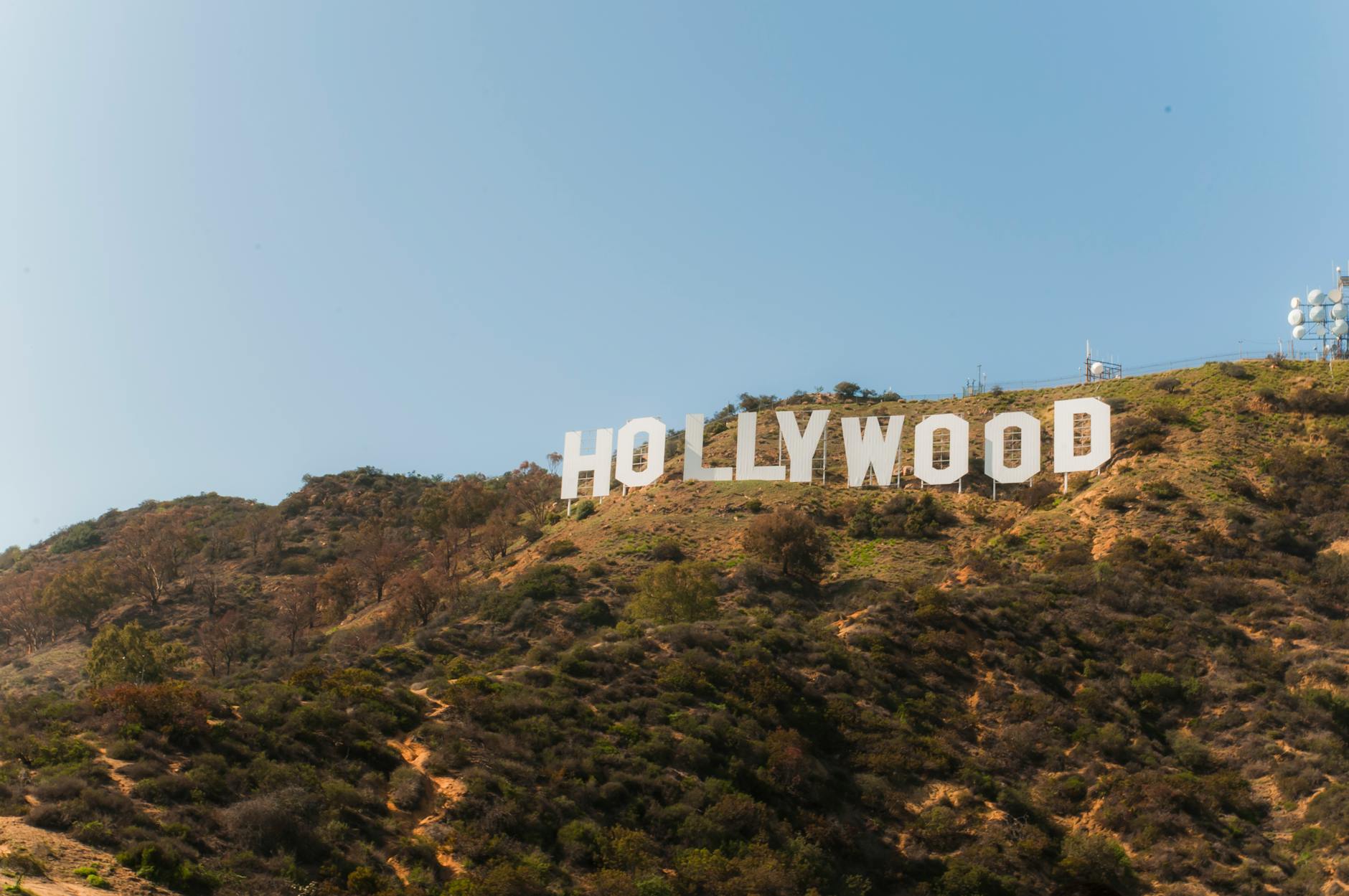 Anthony Starr Reveals His Unusual Milk Offers in Hollywood - News