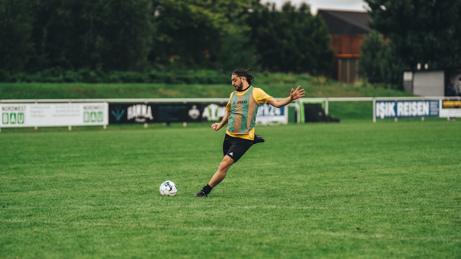 Ashley Judd Stars in Groundbreaking Film About Soccer Player with D...