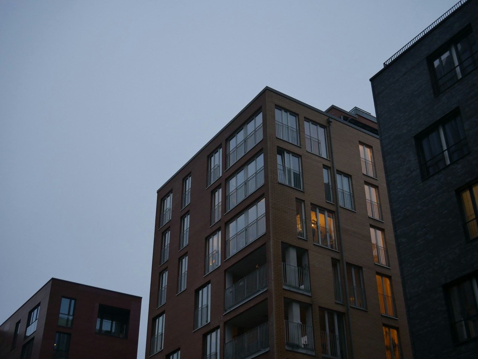 New Bill Aims to Ban Darkstores in Apartment Buildings