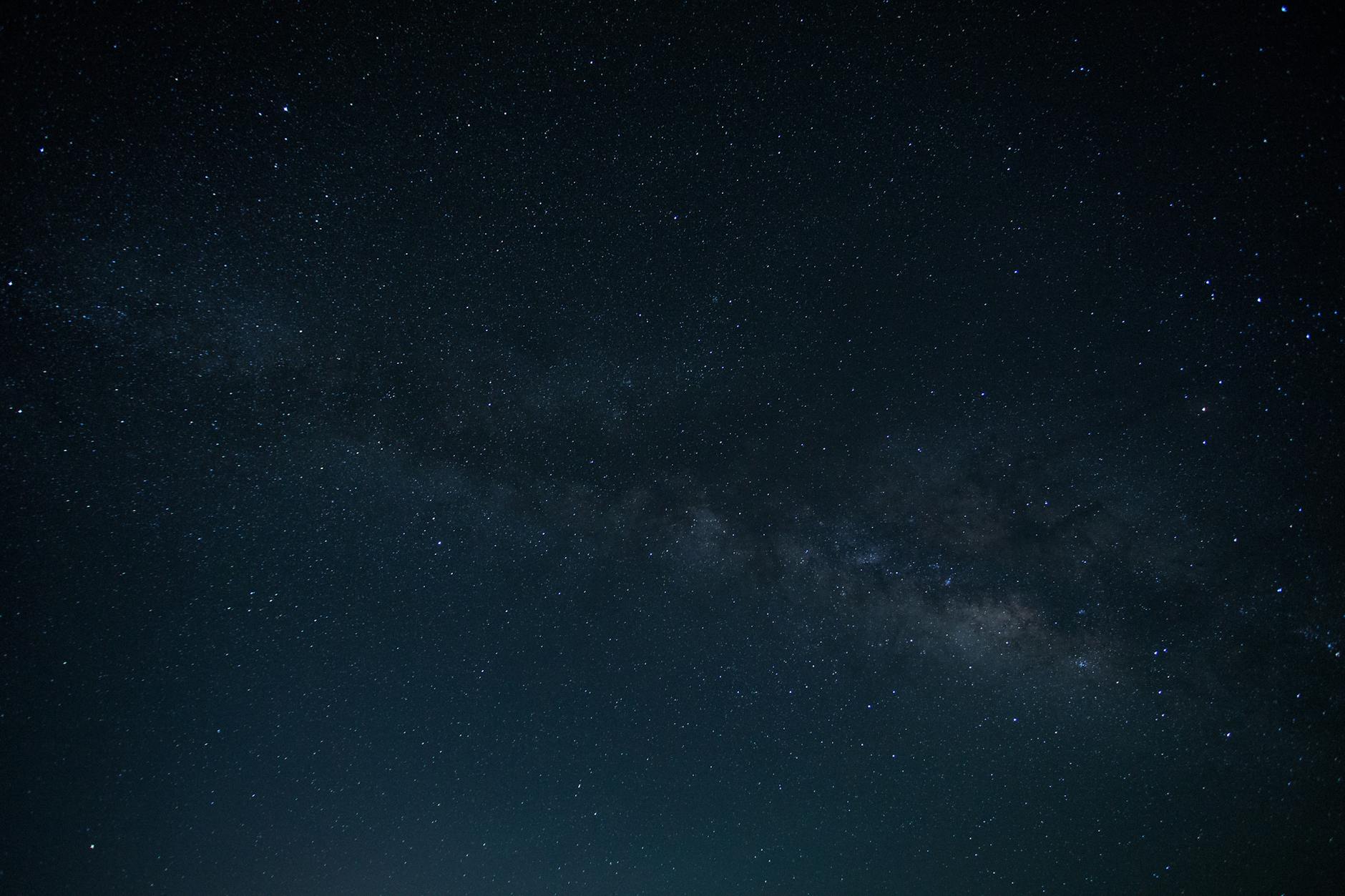 British Astronomer Discovers Six New Constellations Named After Snacks