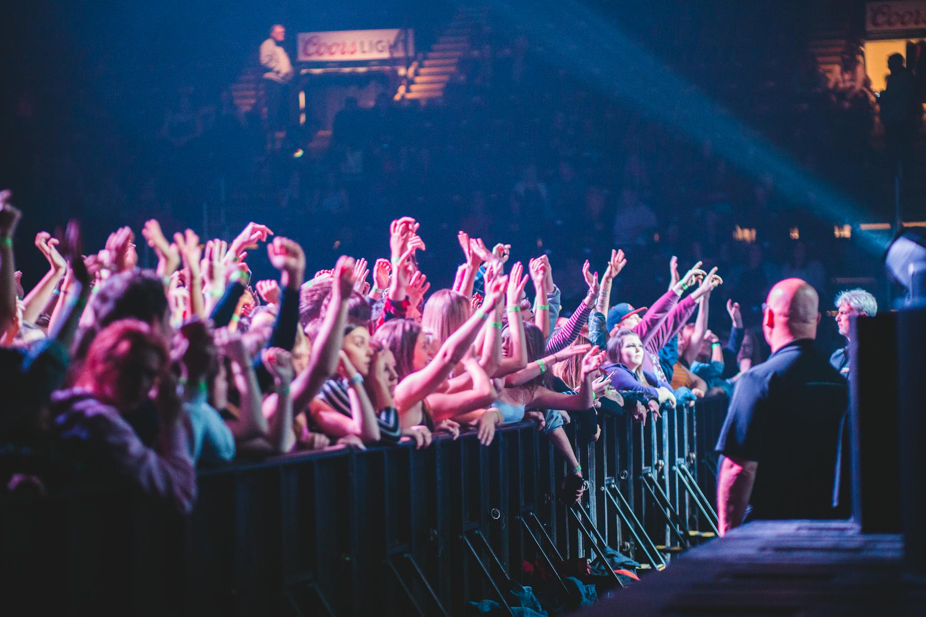Chappell Roan's Security Guard Takes Blame for Fan Incident - Music