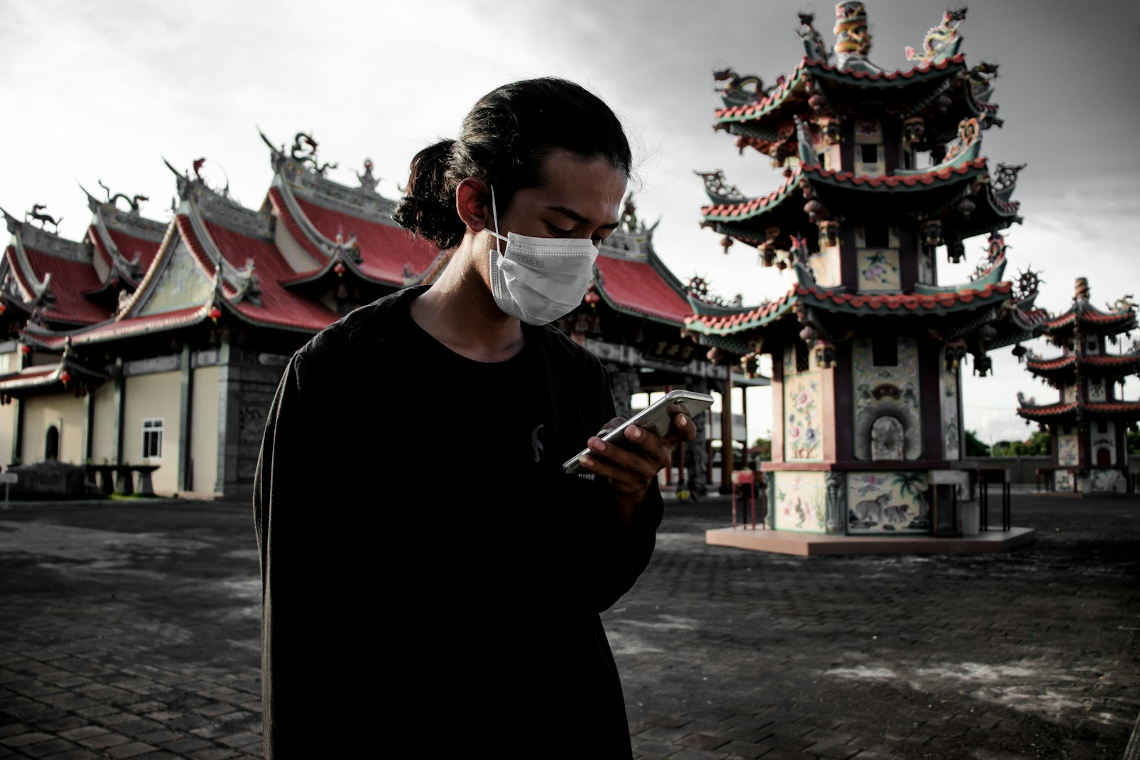 China Bans Unqualified Bloggers from Discussing Health and Finance