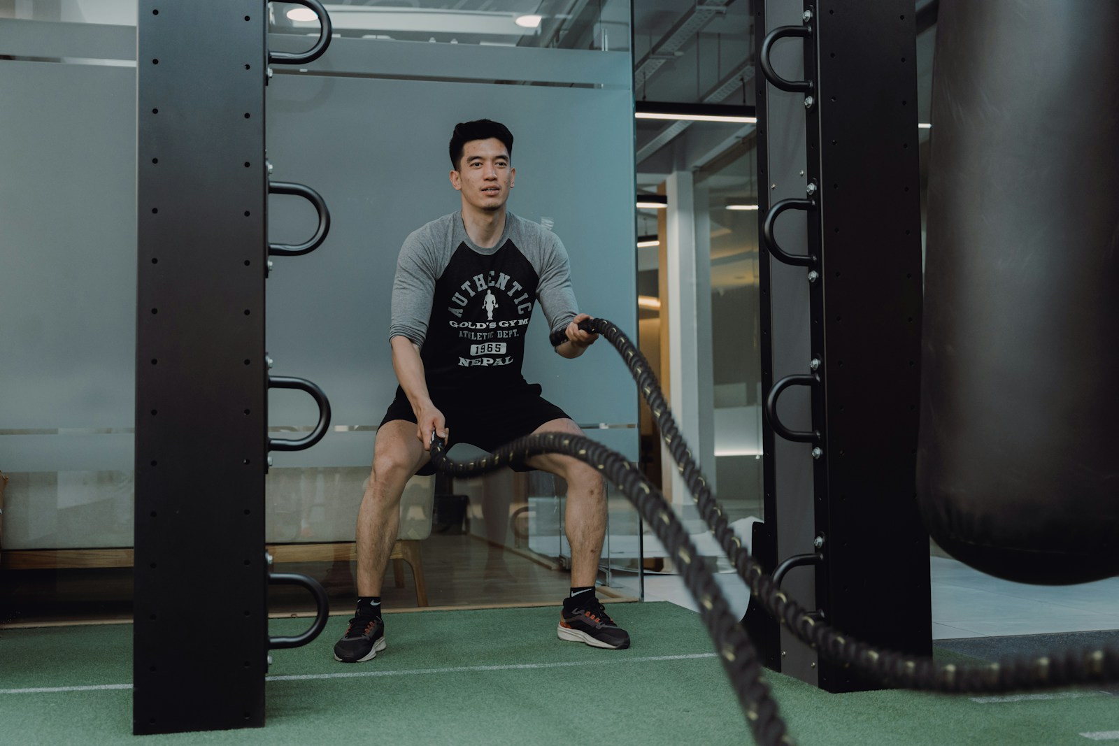 Chinese Gym Offers Porsche to Members Who Lose 50kg in 3 Months