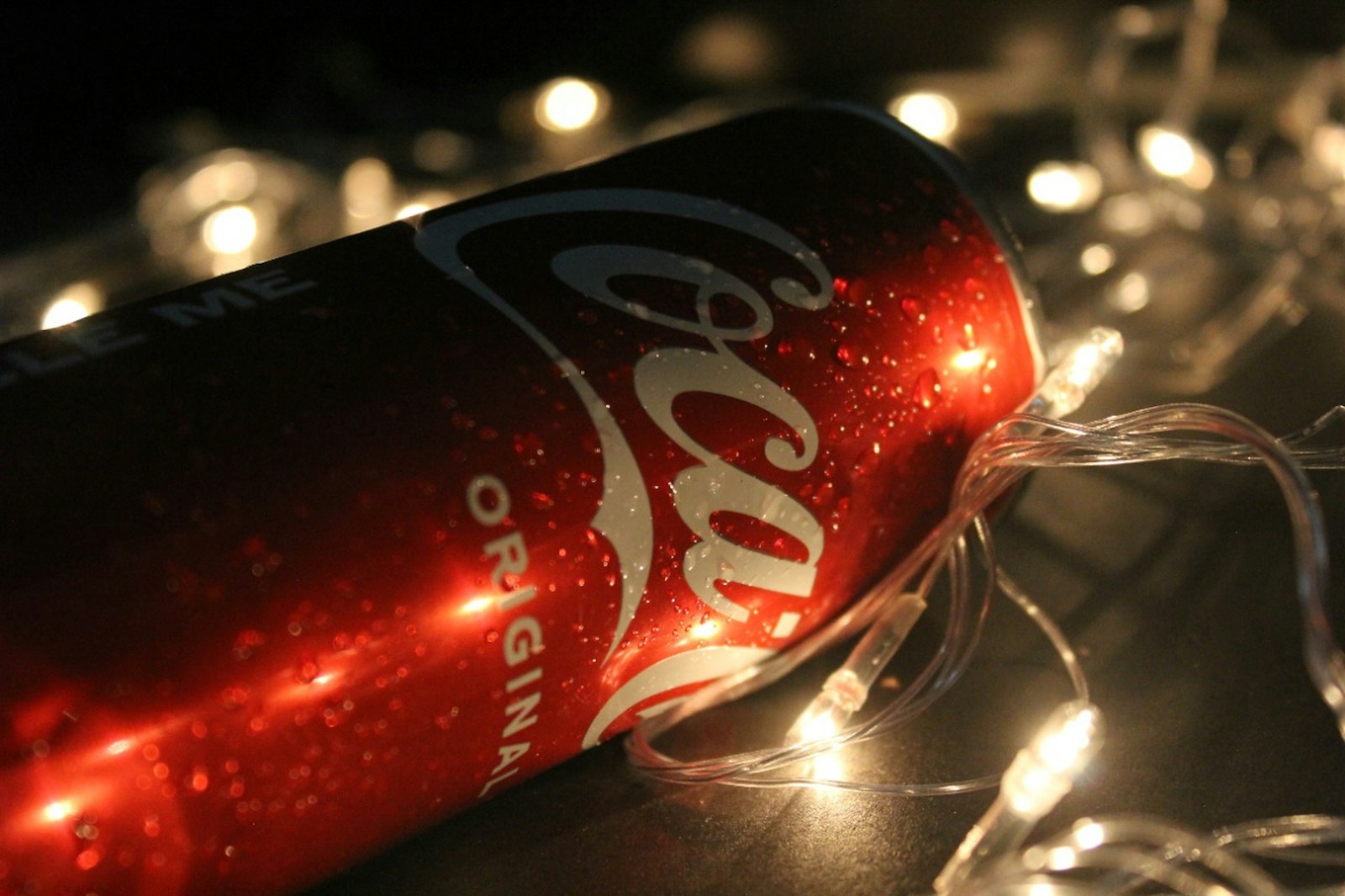 Coca-Cola Faces Backlash Over AI-Generated Christmas Ad