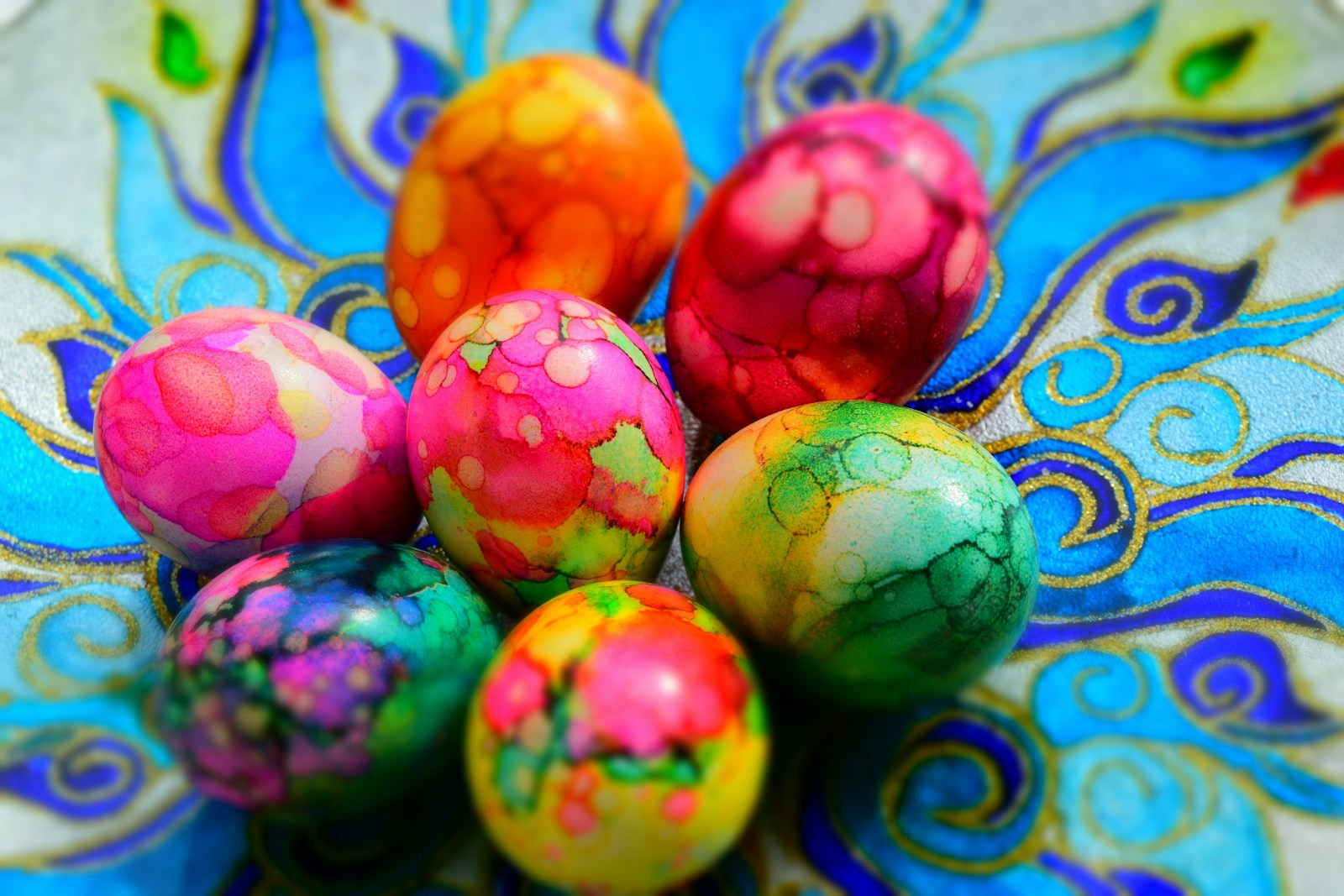Creative Ways to Decorate Easter Eggs: From Marble to Dragon Styles - Lifestyle