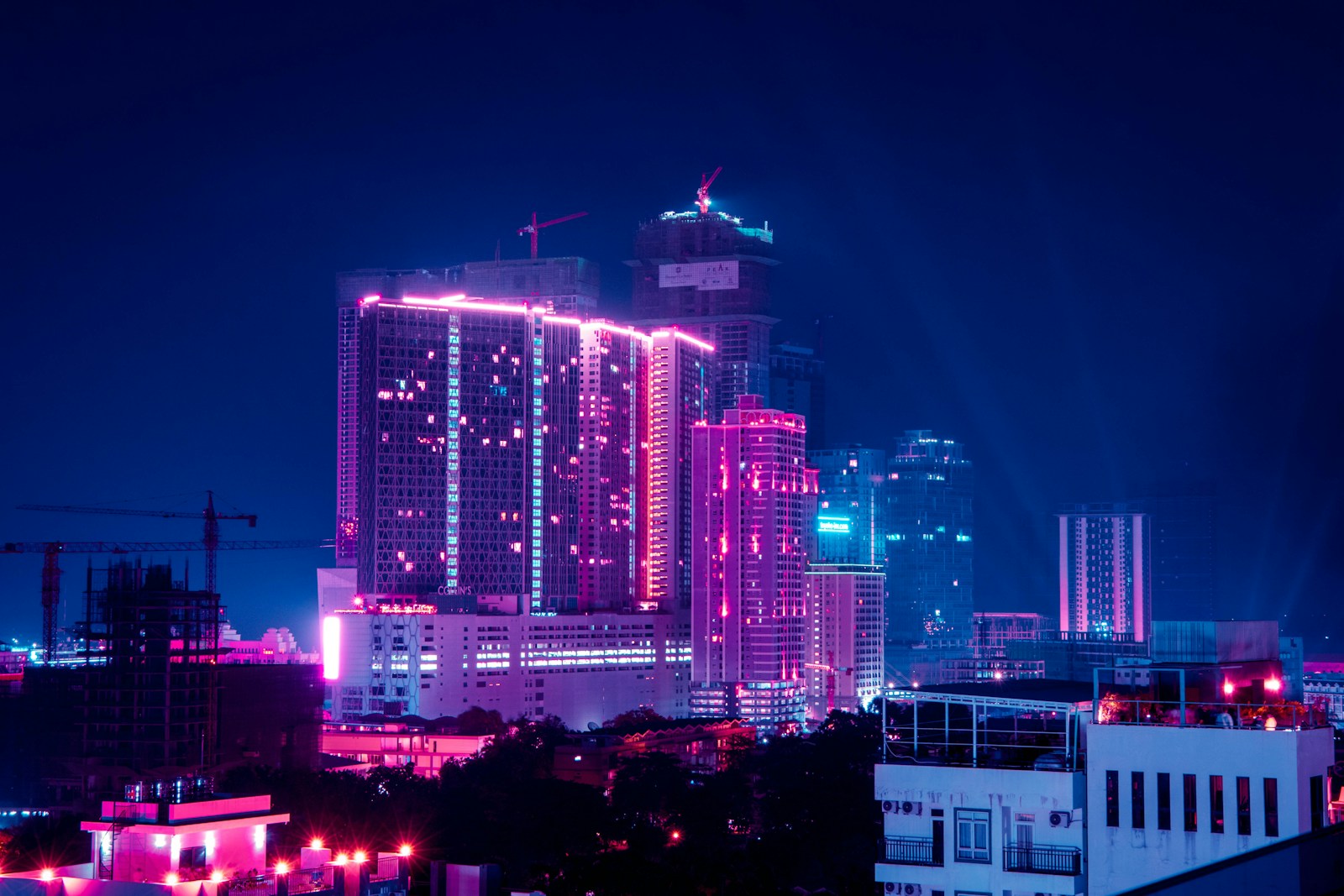 Transform Cyberpunk 2077 with Stunning VHS-Style Mod - Game