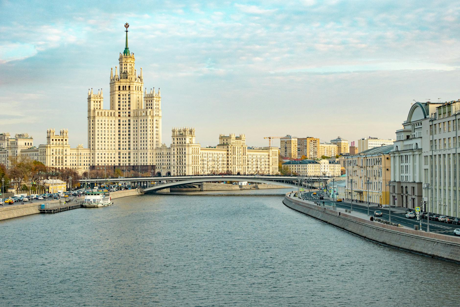 Digital Literacy in Russia Declines for the First Time in Seven Years - News