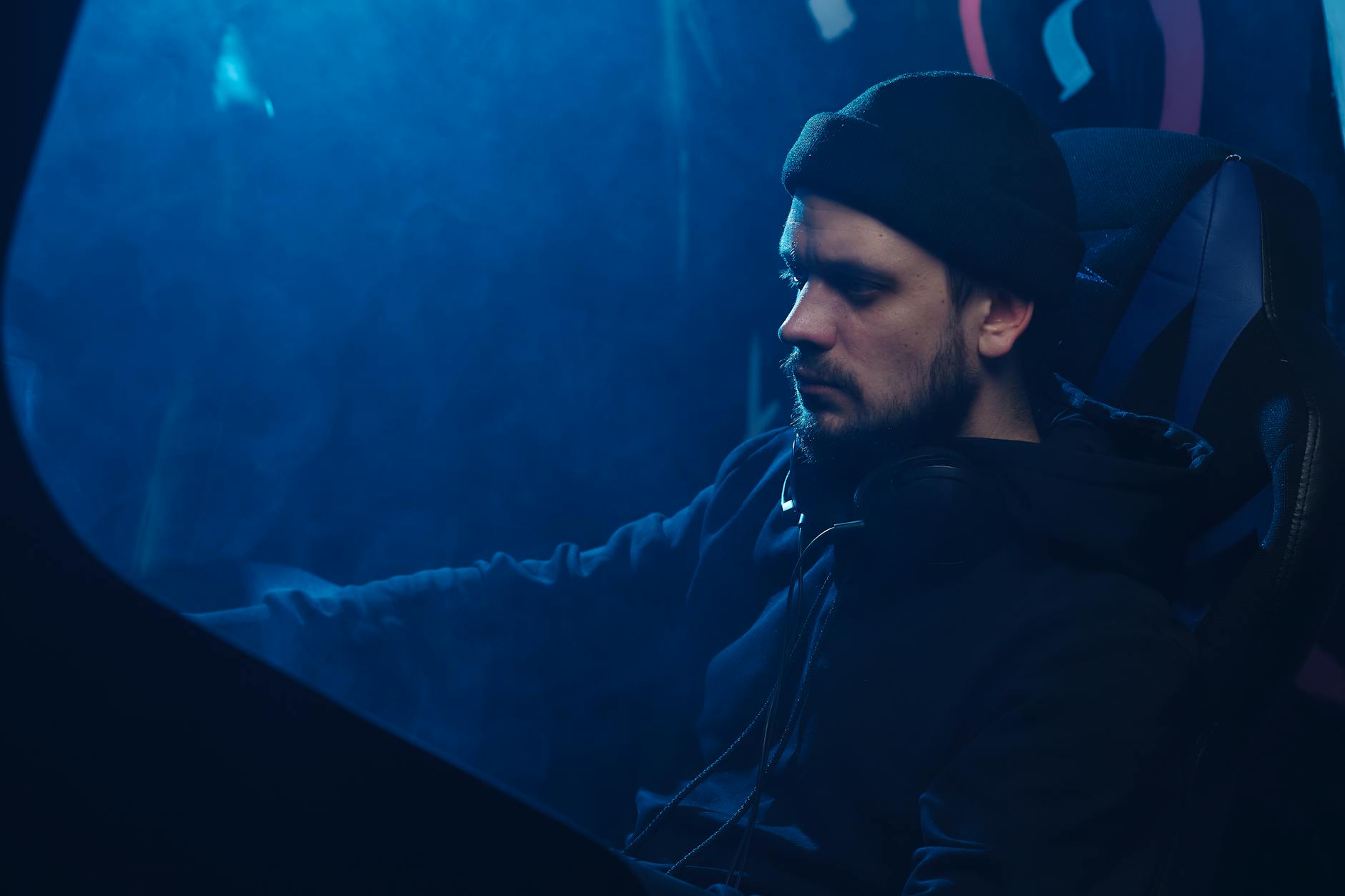 DJ Stonik1917 Reflects on a Year of Music and Balcony Work