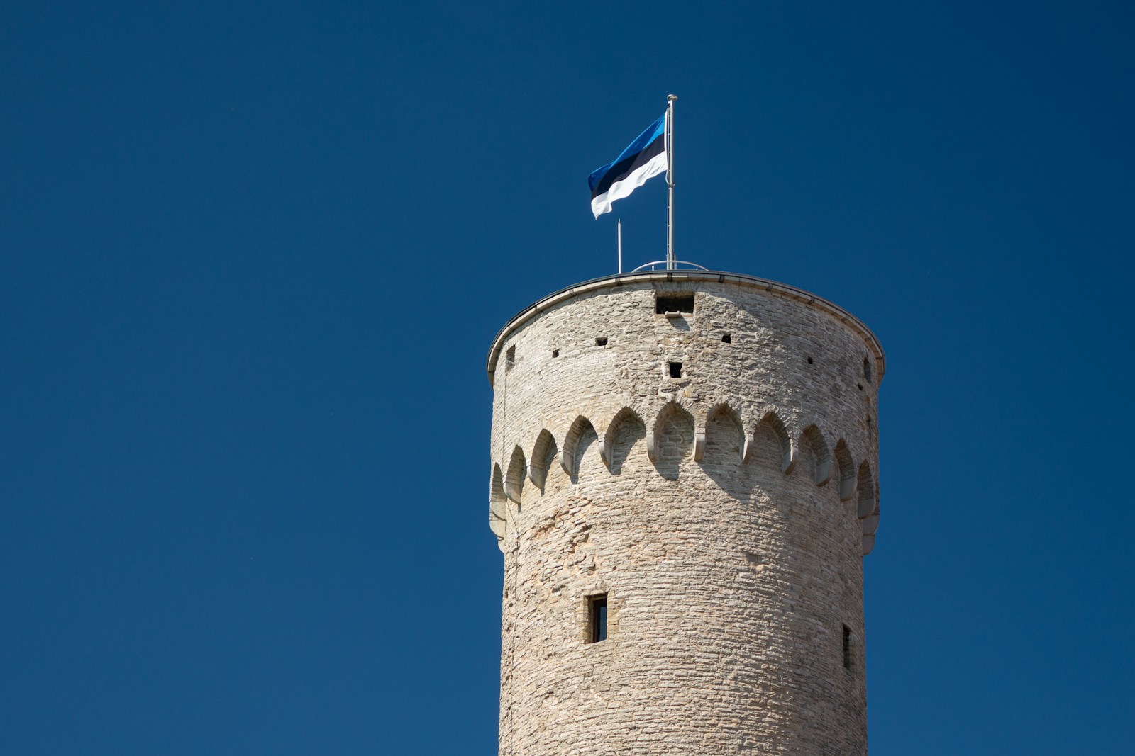 Estonia's Tax Blunder: Online Casinos Get a Surprise Break