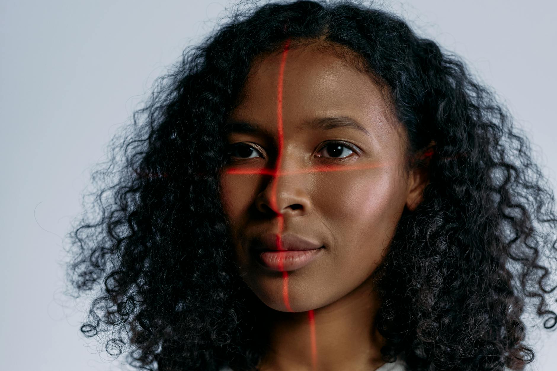 Facial Recognition Flaw Lands Tennessee Woman in Jail for Months - News