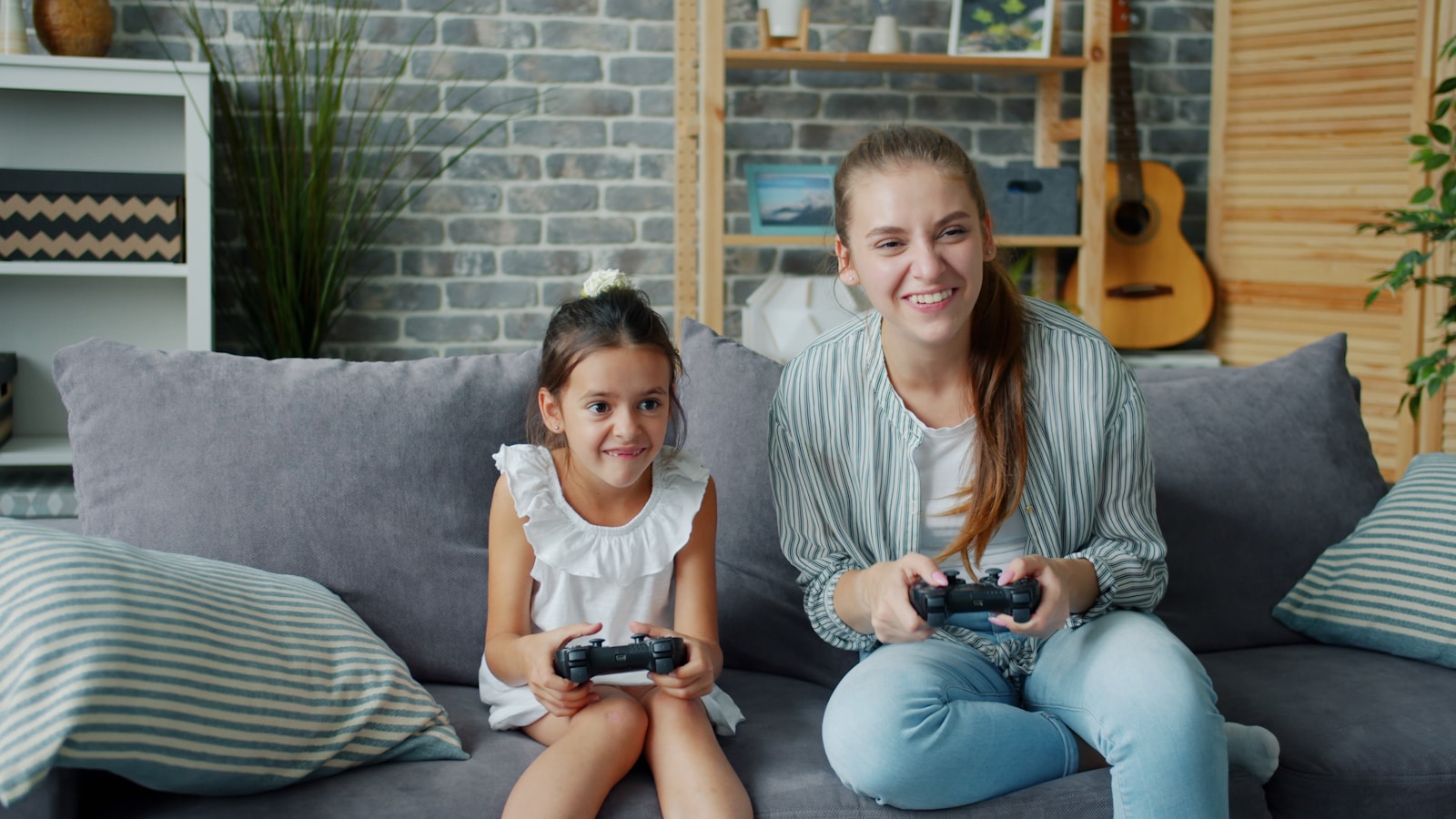 How a 12-Year-Old Gamer Saved His Sister from a Moose - News