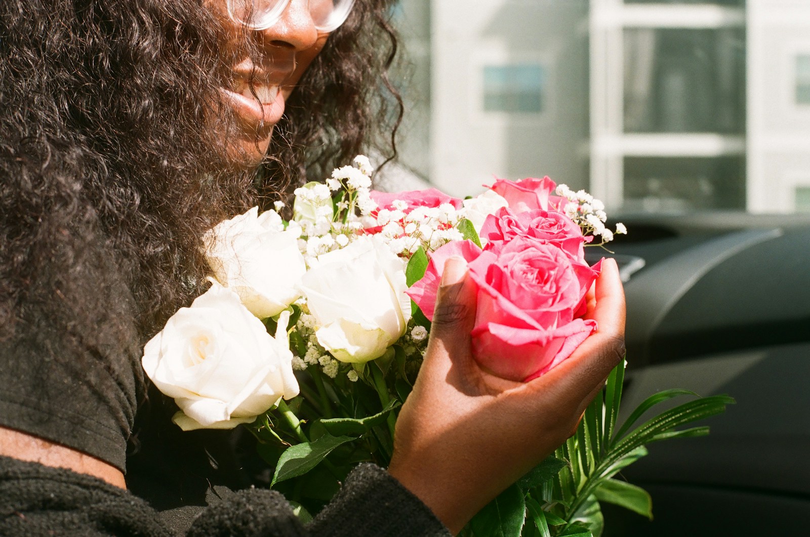 Why Gifting Flowers to Men is Becoming a Trend