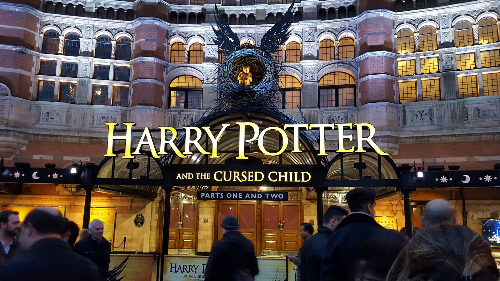 Behind the Scenes: New Documentary on Harry Potter Series Creation - News