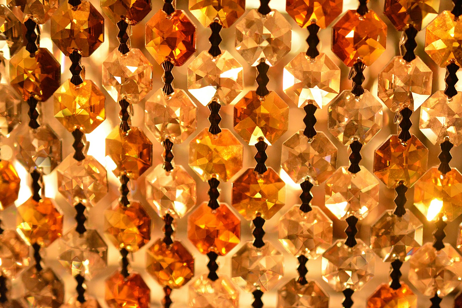 Kaliningrad Crafts Stunning Amber Kokoshnik with 1,145 Pieces