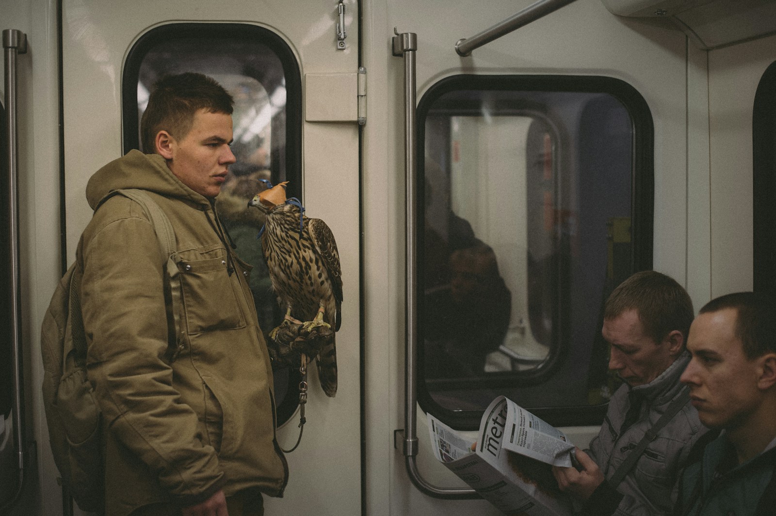 Man Causes Chaos at Moscow Metro Souvenir Stand, Faces Arrest - News