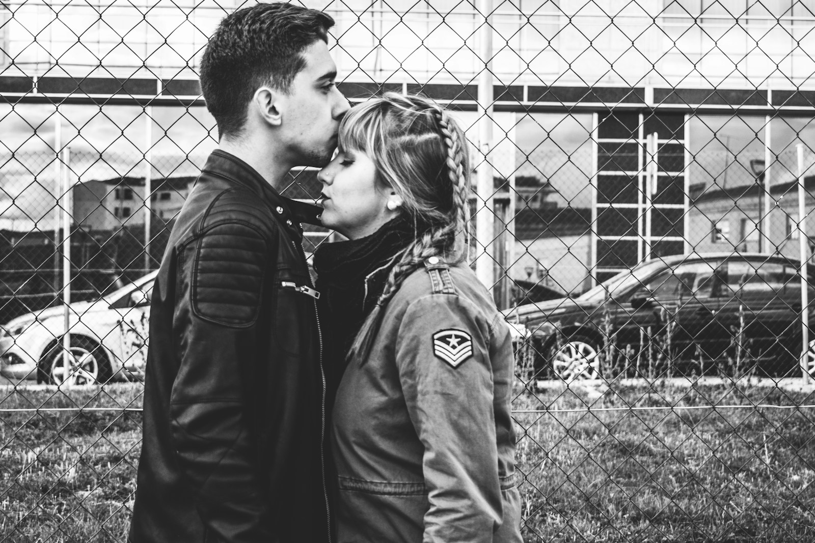 Man Fined in Spain for Kissing Woman's Hand Without Consent - News