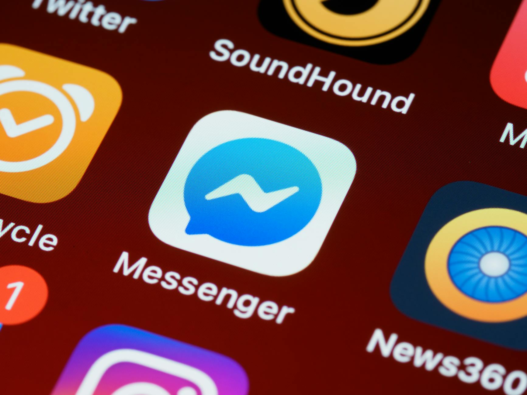 Mandatory Home Chats in Max Messenger Start September 2026