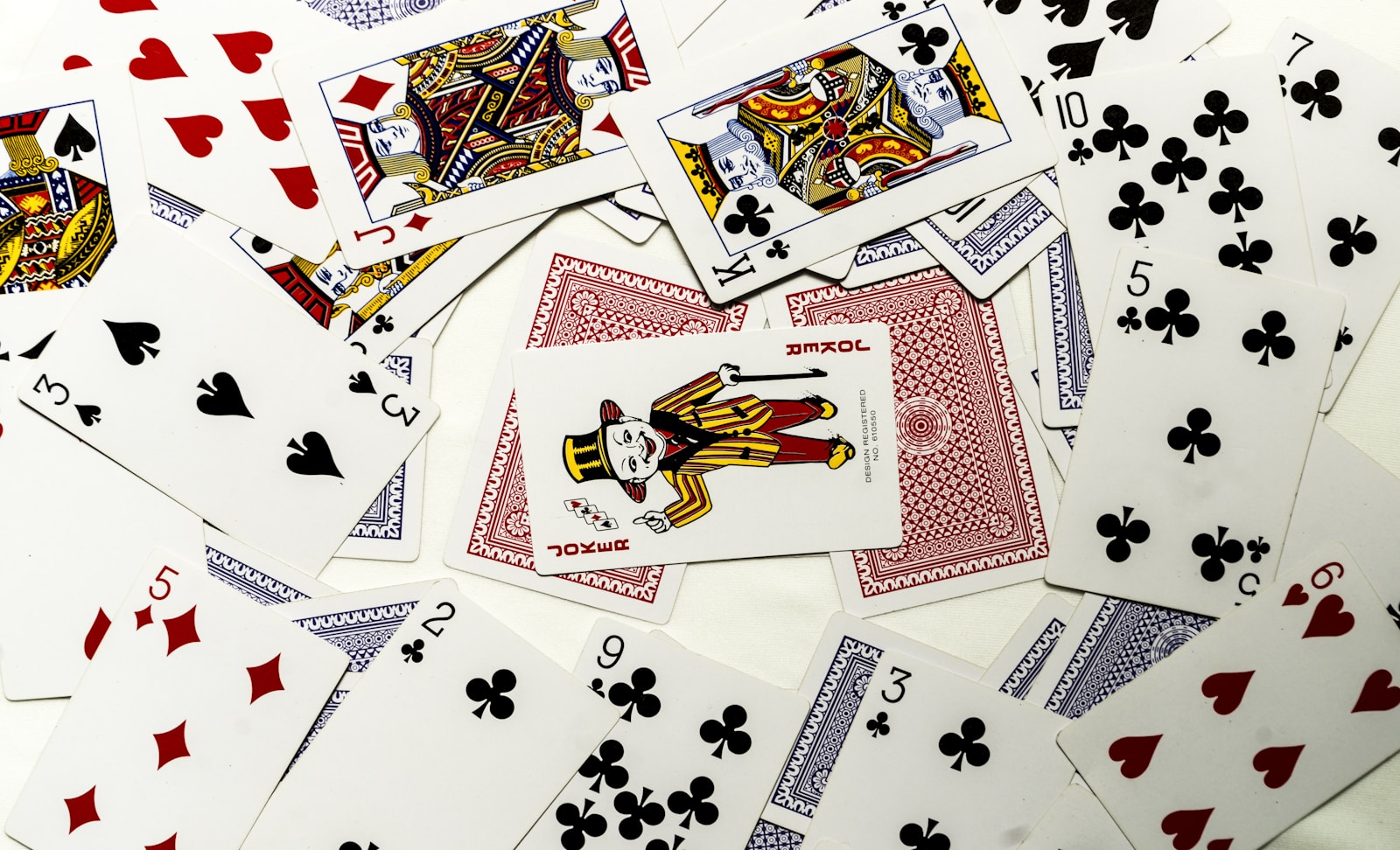 Master Mega Splendore: Top Cards and Winning Strategies Unveiled - Game