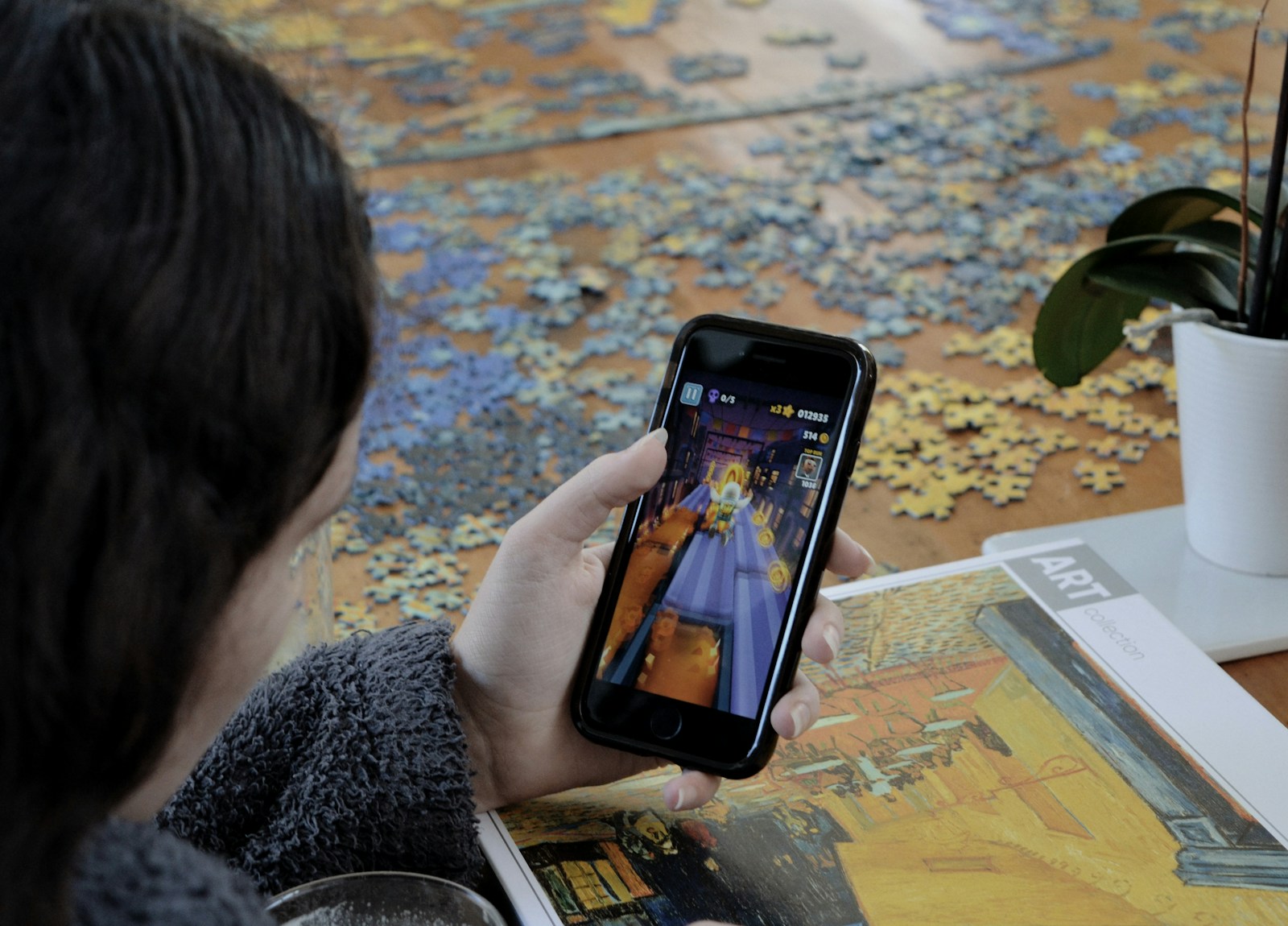 5 Must-Try Modern Board Games with Apps to Bridge Generations - Tech