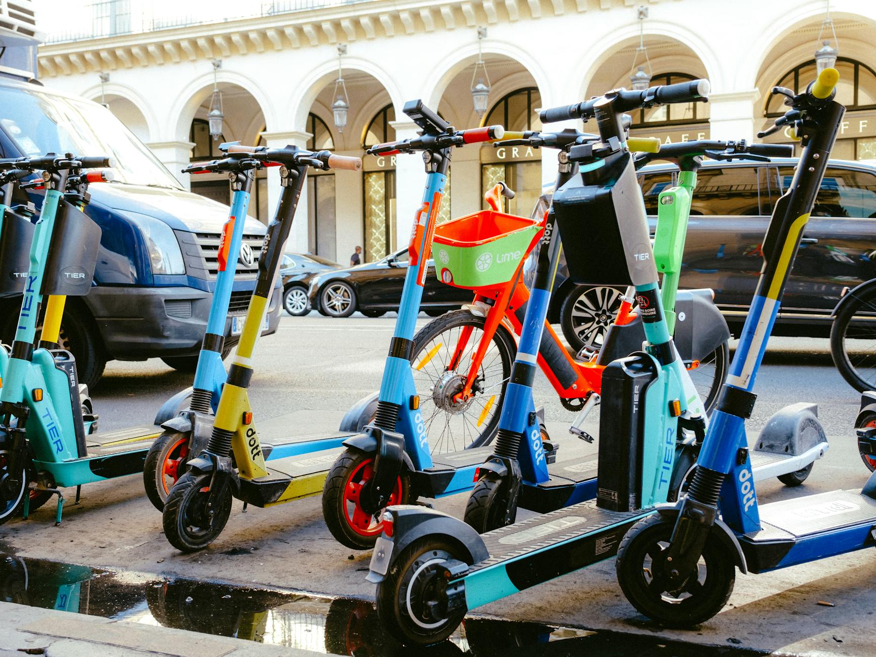 Moscow's E-Scooter Rental Launches April 1st: What to Expect - Lifestyle