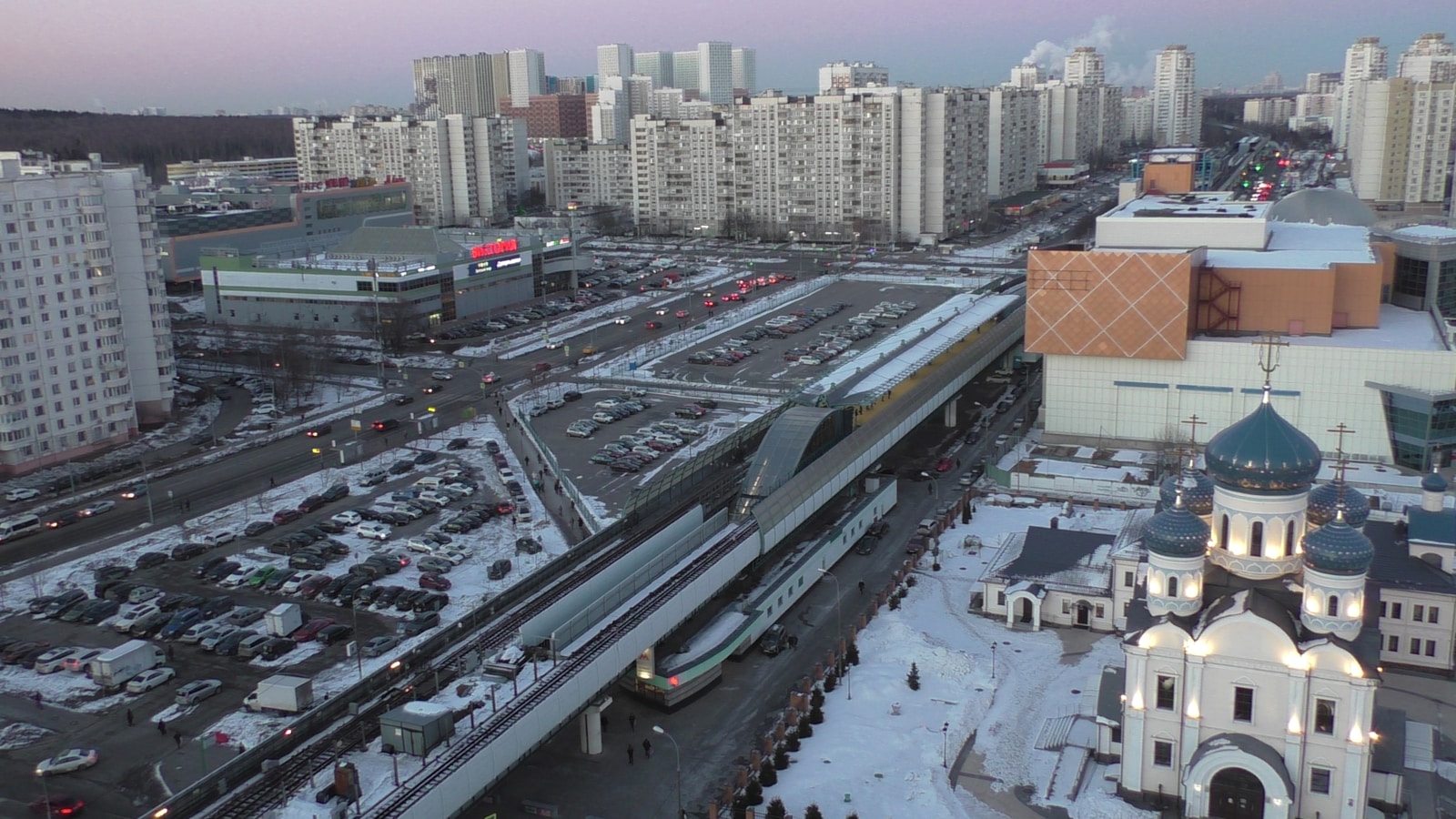 Moscow to Unveil Two Exciting Ice Rinks This Winter