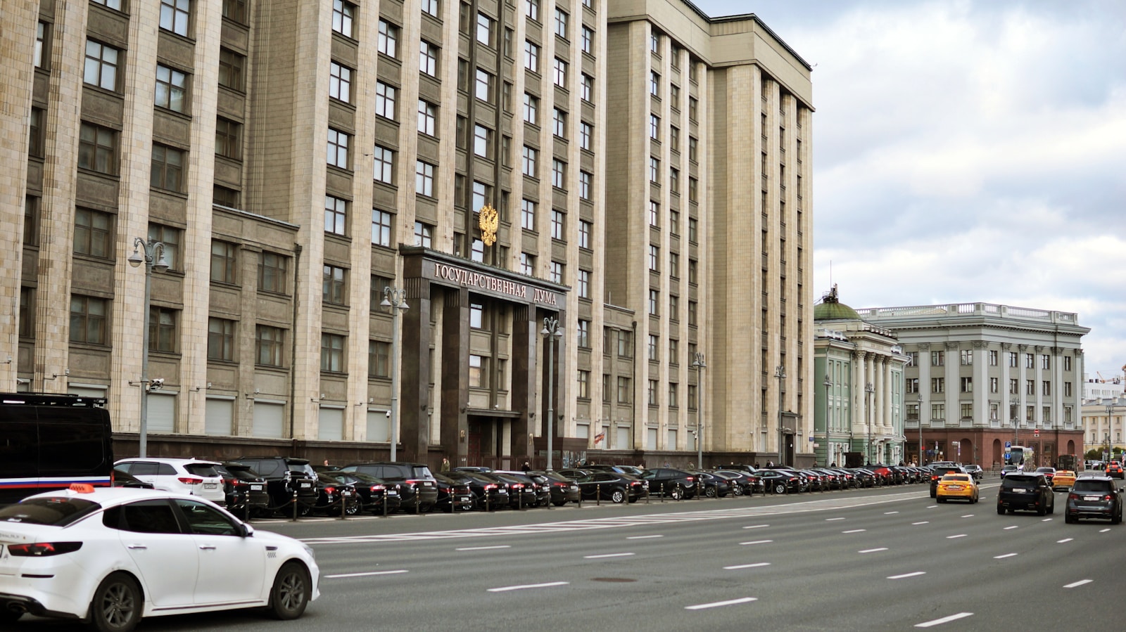 Moscow Man Faces 10 Years for Spending Found 1.6 Million Rubles
