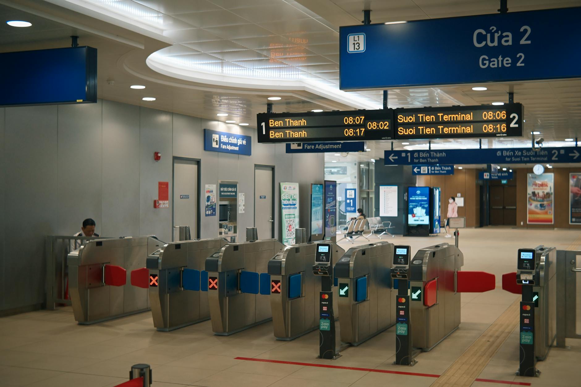 Moscow Metro Unveils Next-Gen Ticket Machines for Commuters