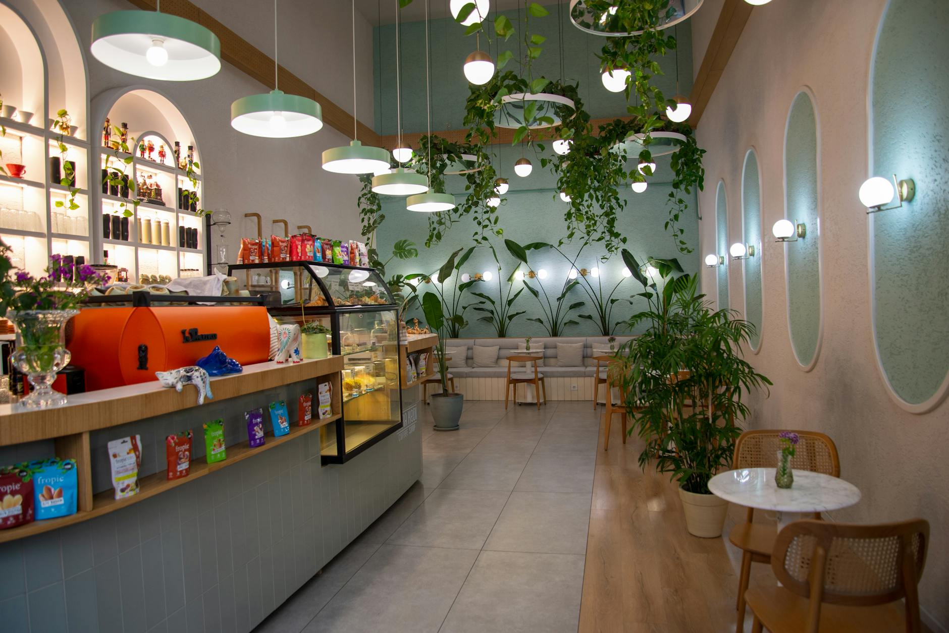 Moscow Welcomes New Café Inspired by 'Prostokvashino' - Lifestyle