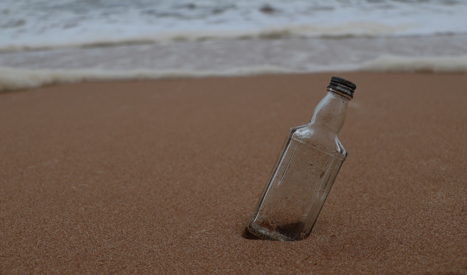 Mystery Message in a Bottle from WWI Discovered on Aussie Beach