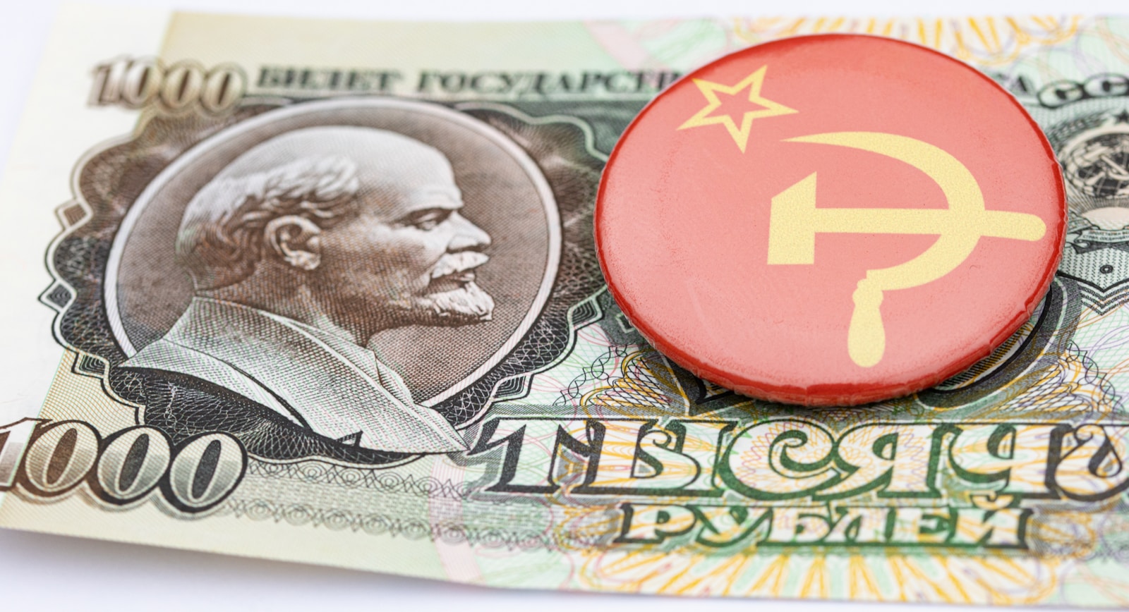Nearly One-Third of Russians Save Up to 50,000 Rubles in Cash - News