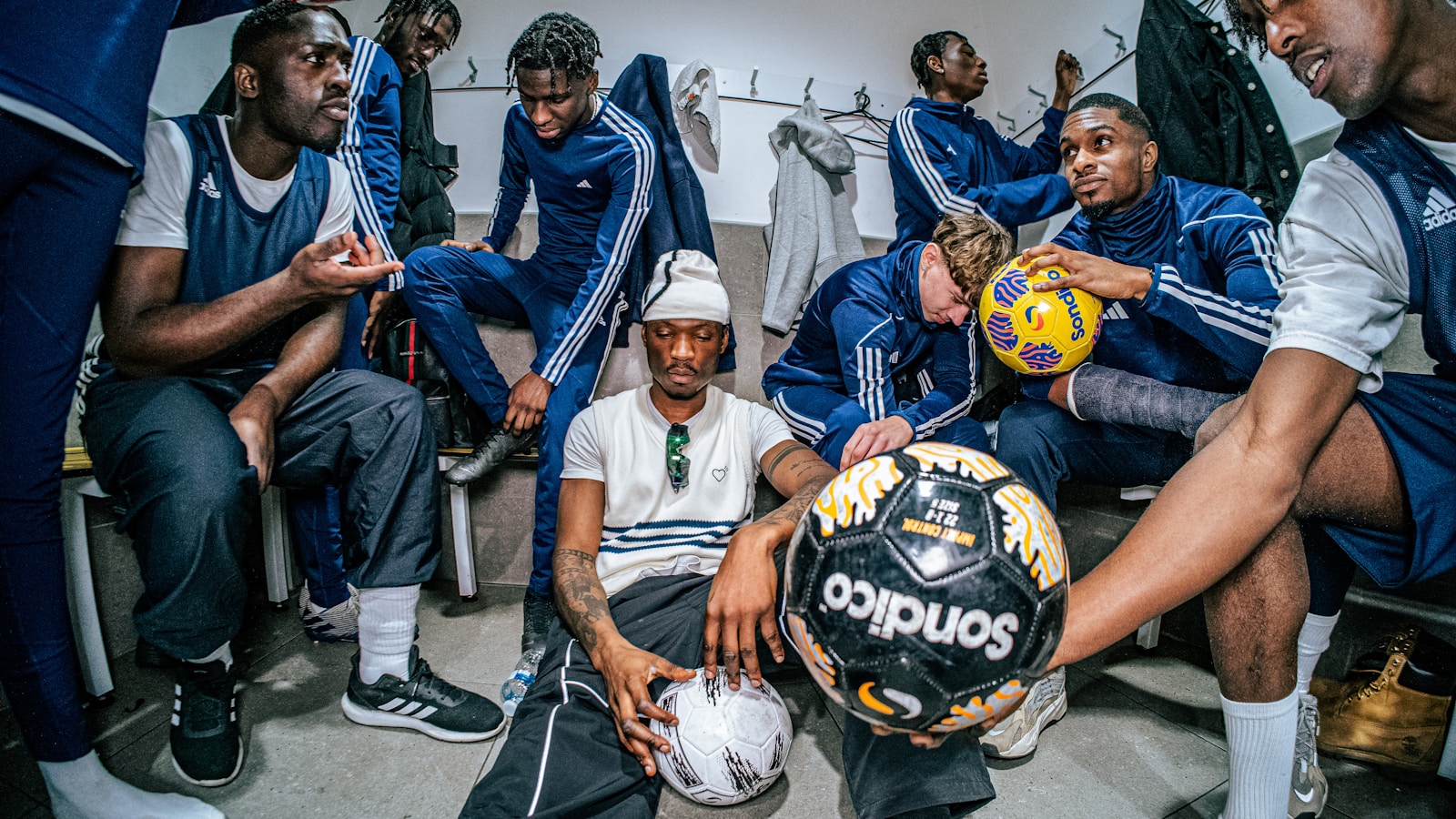 Netflix to Release Documentary Series on Soccer Legend Ronaldinho - Sport