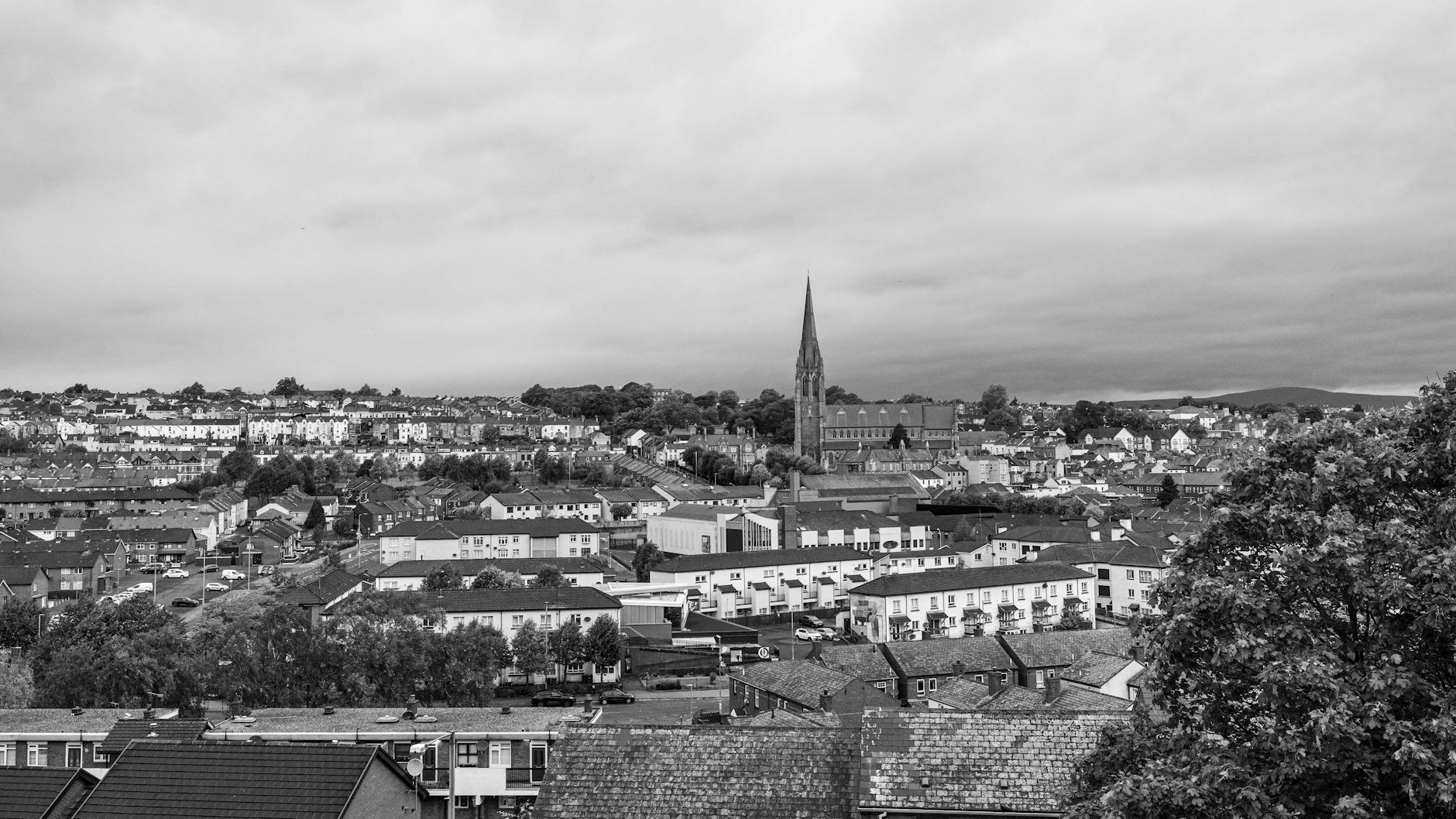 New Season of 'It: Welcome to Derry' Focuses on Bank Robbers - News