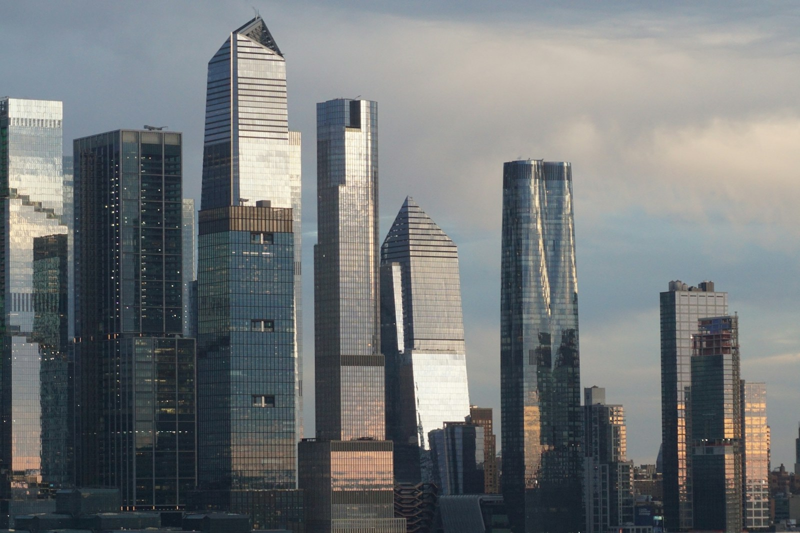 New Skyscraper Set to Rise Near Moscow City Hub