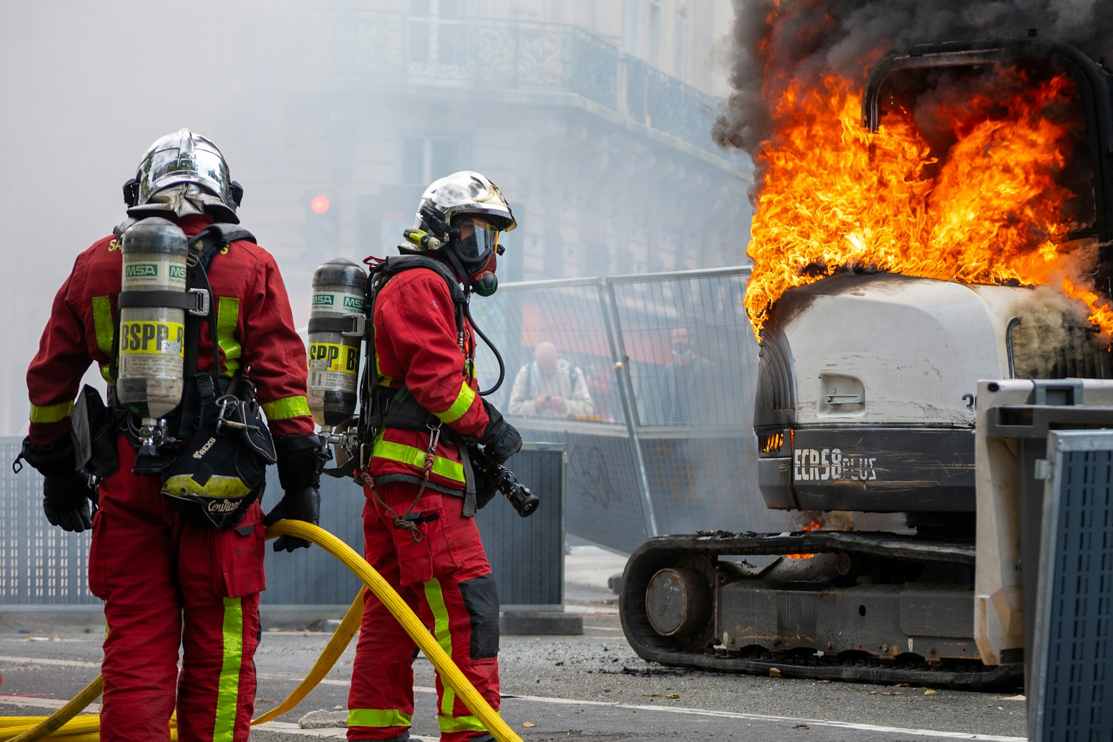 New Year Chaos: Over 1,000 Cars Set Ablaze in France