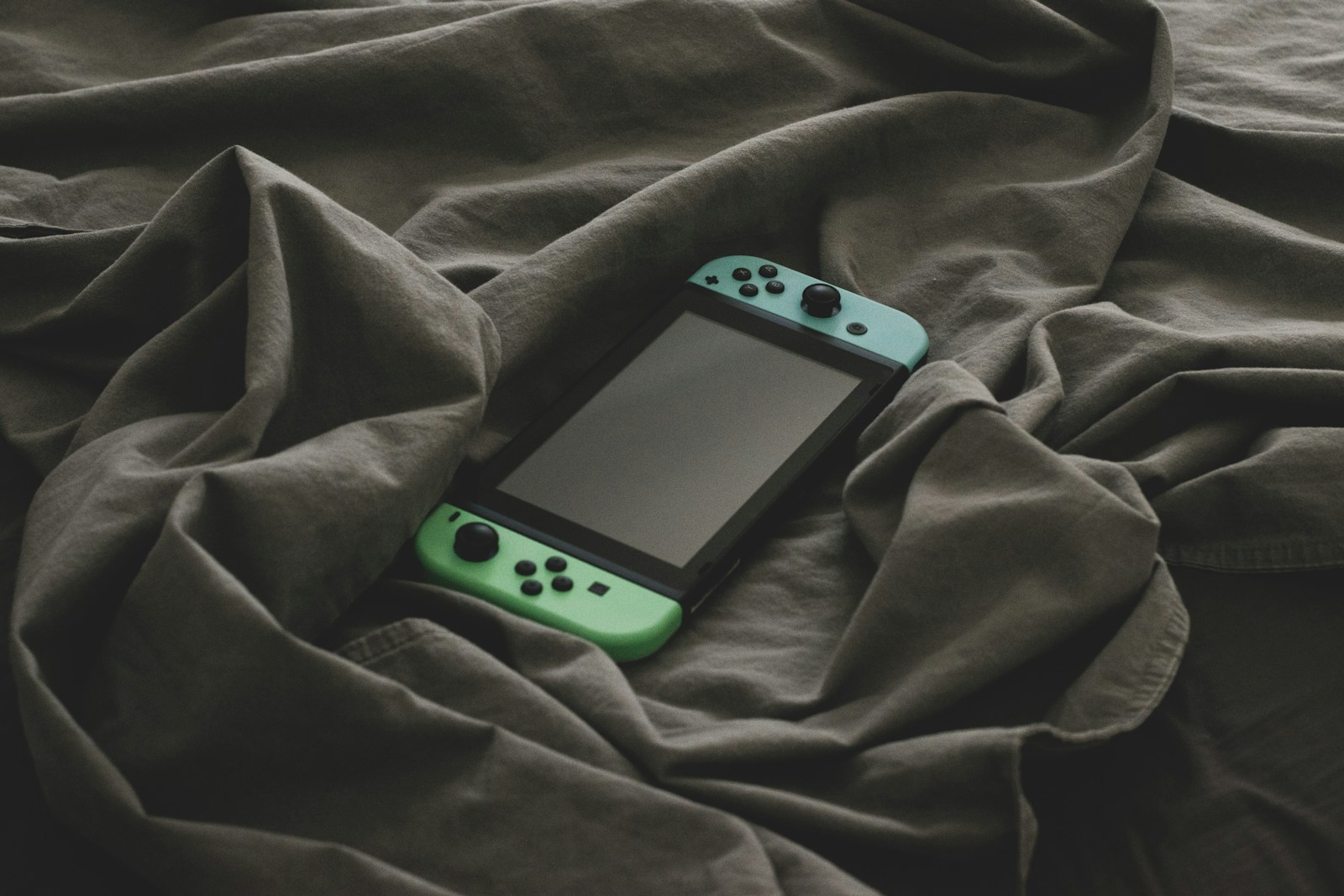 Epic Wake-Up Calls: Nintendo Alarmo Now on Sale at Amazon - Game
