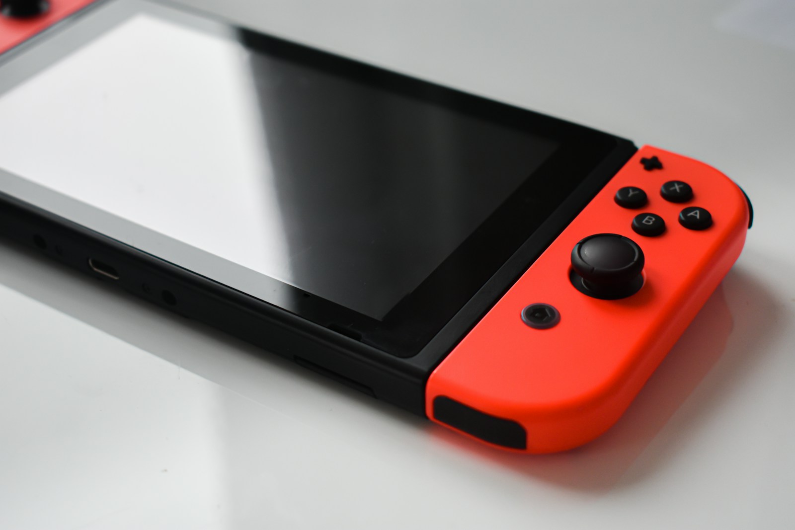 Nintendo Switch 2: Is a New Model on the Horizon? - Game