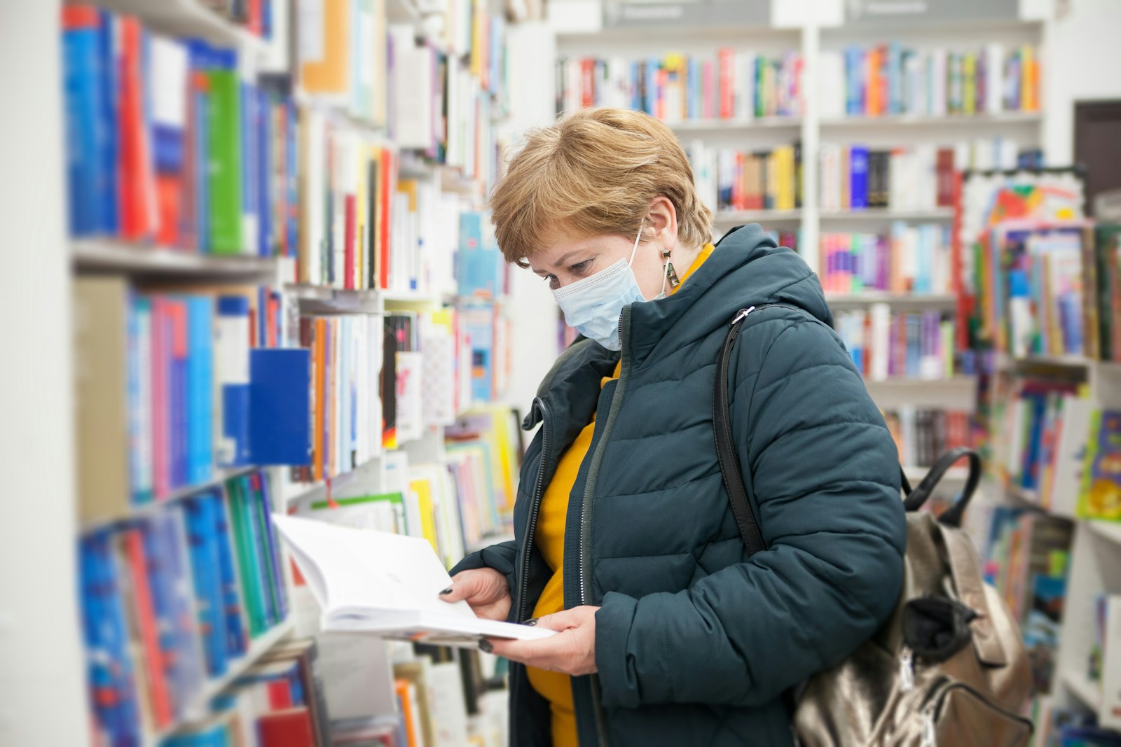 Psychology Book Sales Surge in Russia This Fall: A 20% Increase