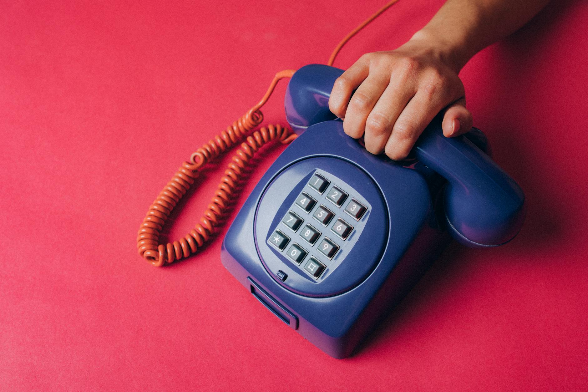 Rising Demand for Landline Phones: A Surprising Trend in Russia - News
