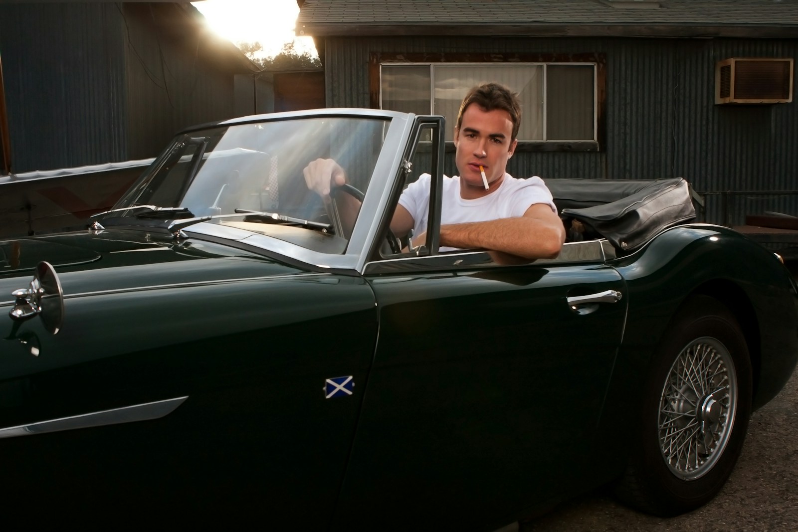 Robbie Williams Fulfills Dream of 94-Year-Old Fan