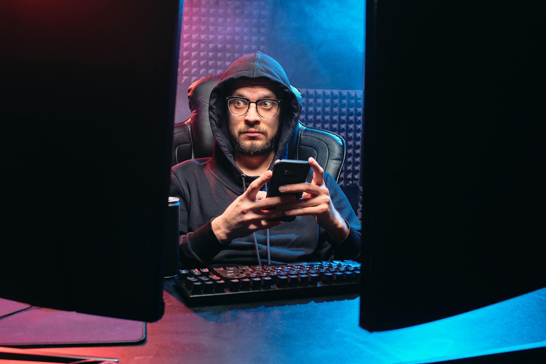 Russian Cyber Café Revenue Surges 26% in Q1 2026 - Game