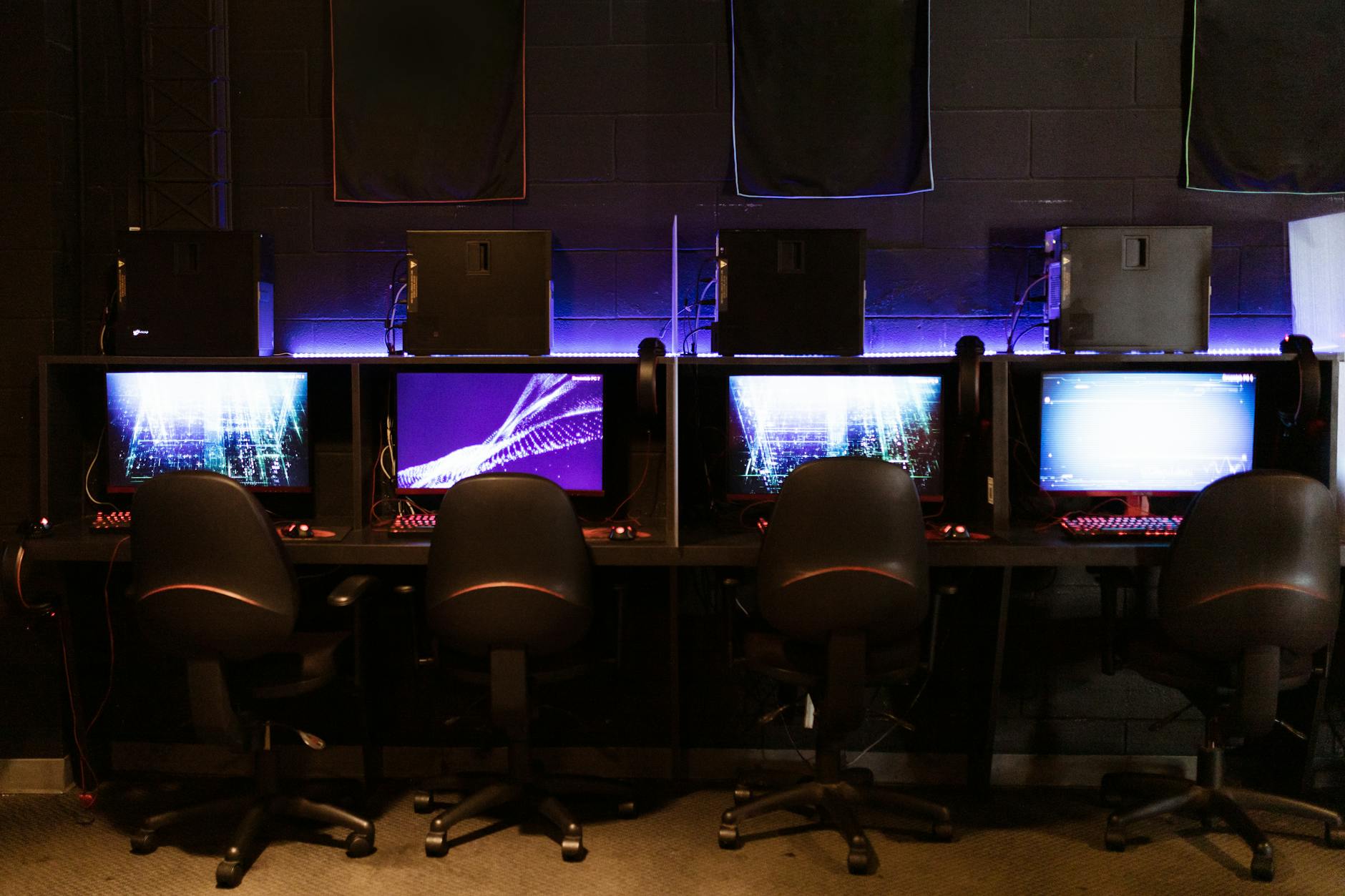 Russian Cyber Cafes See 26% Revenue Surge Amid Gaming Boom - Game