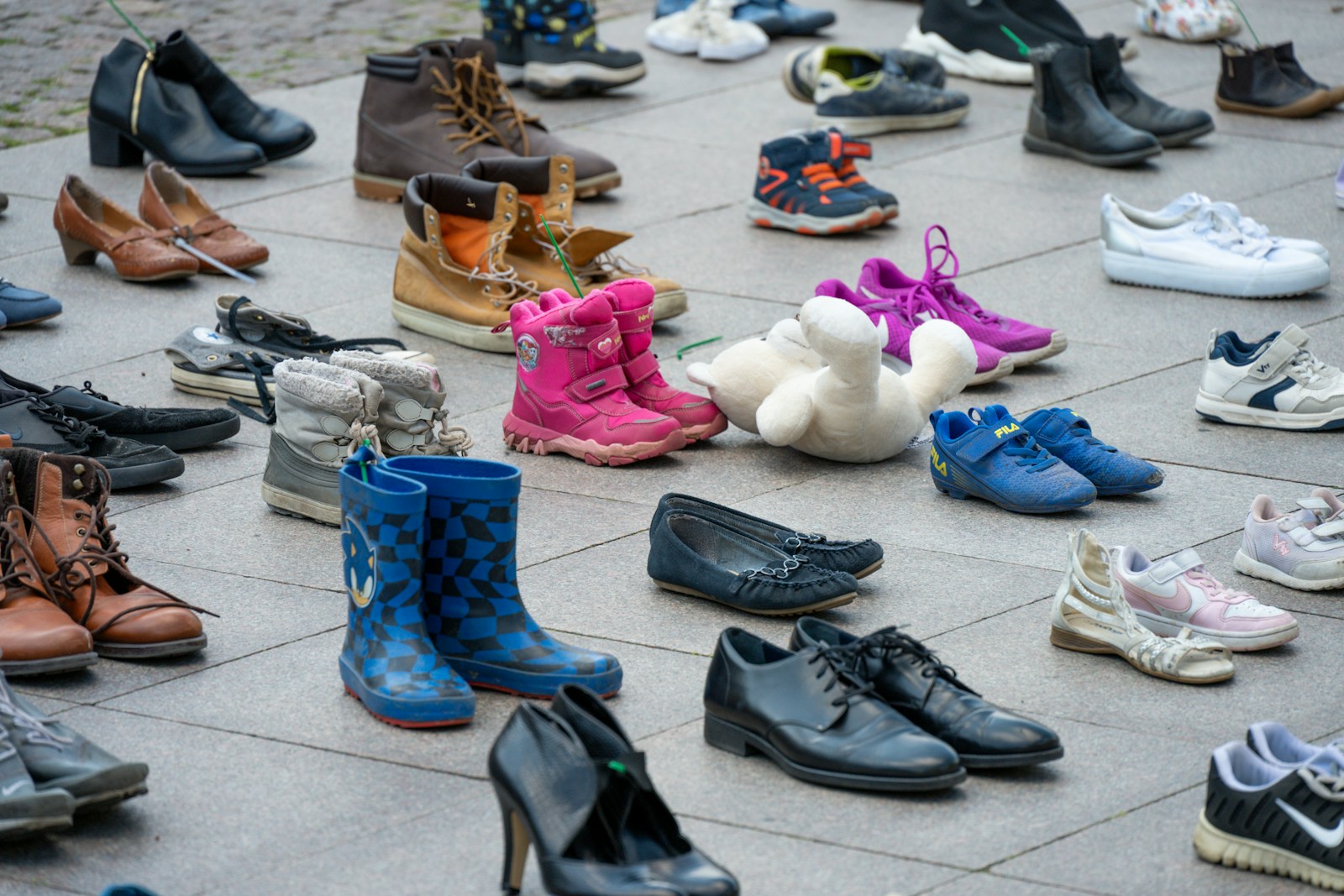 Russian Footwear Prices Surge 59% in Three Years: What’s Behind It?