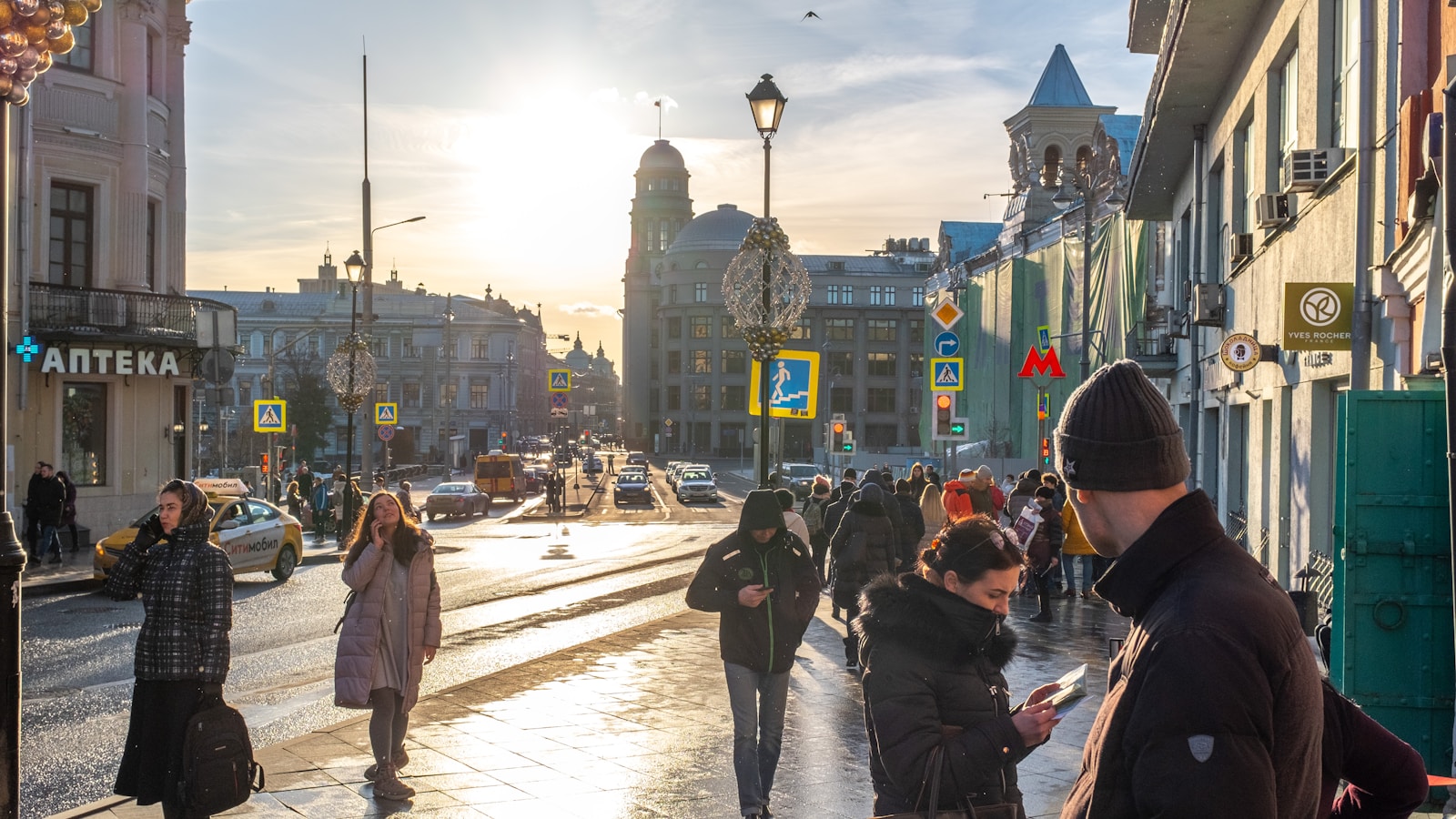 How Russians Feel About Online Messaging: Insights from a Survey
