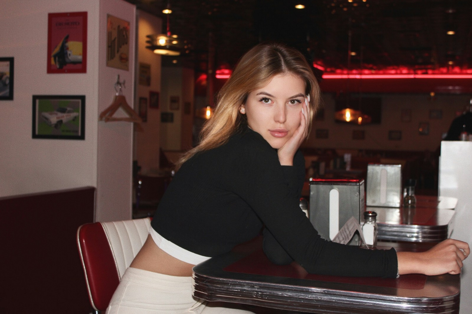 Russian Women Spend Big on Date Prep: Over 10,000 Rubles! - Adult