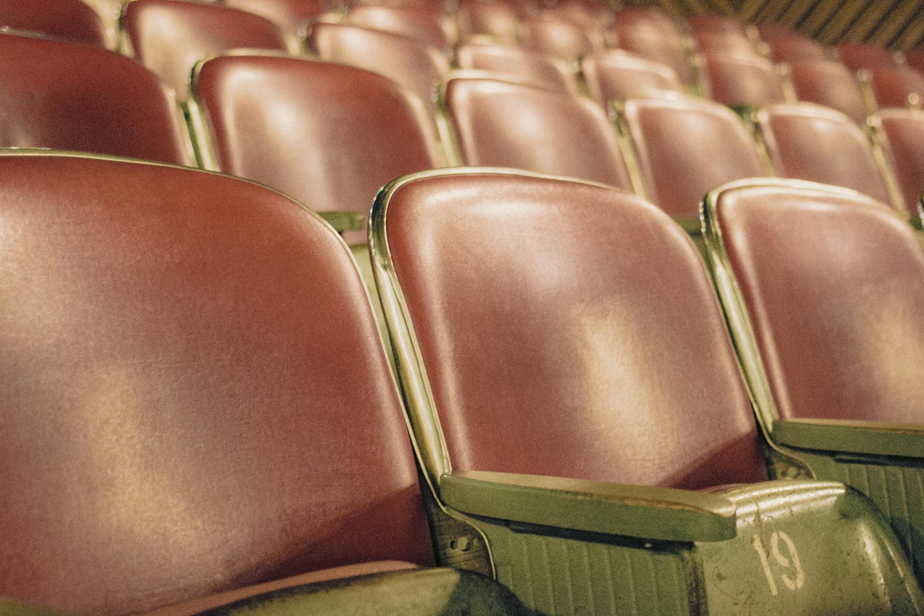 Russians Pick 'The Twelve Chairs' as Top Comedy Classic - Cinema